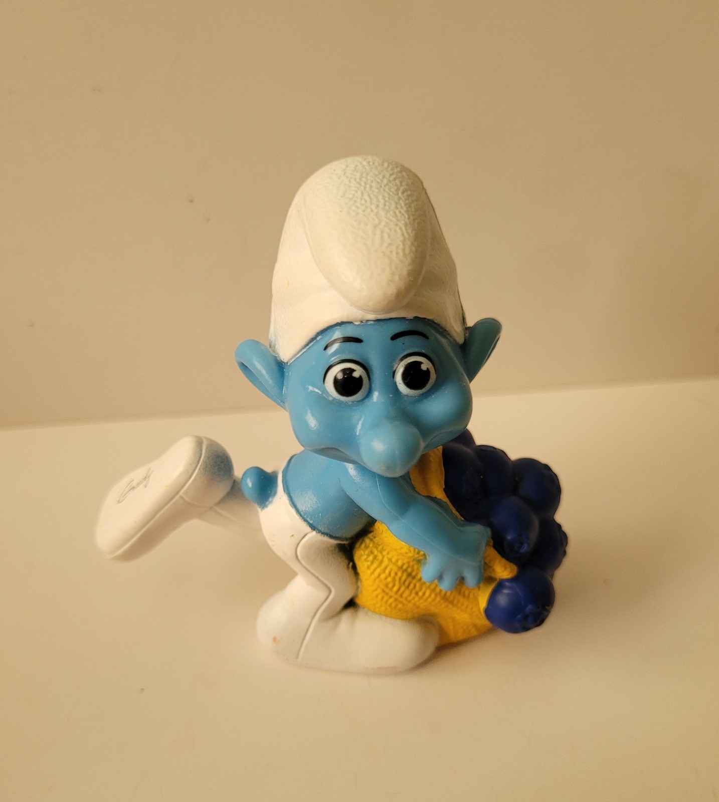 McDONALD'S Happy Meal Toy THE SMURFS MOVIE PVC 3" Figure #11 Greedy SMURF 2011