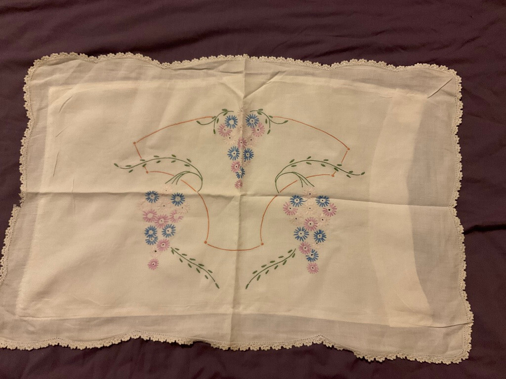 Vintage embroidered pillow slip / cushion cover 28 x 18 inch