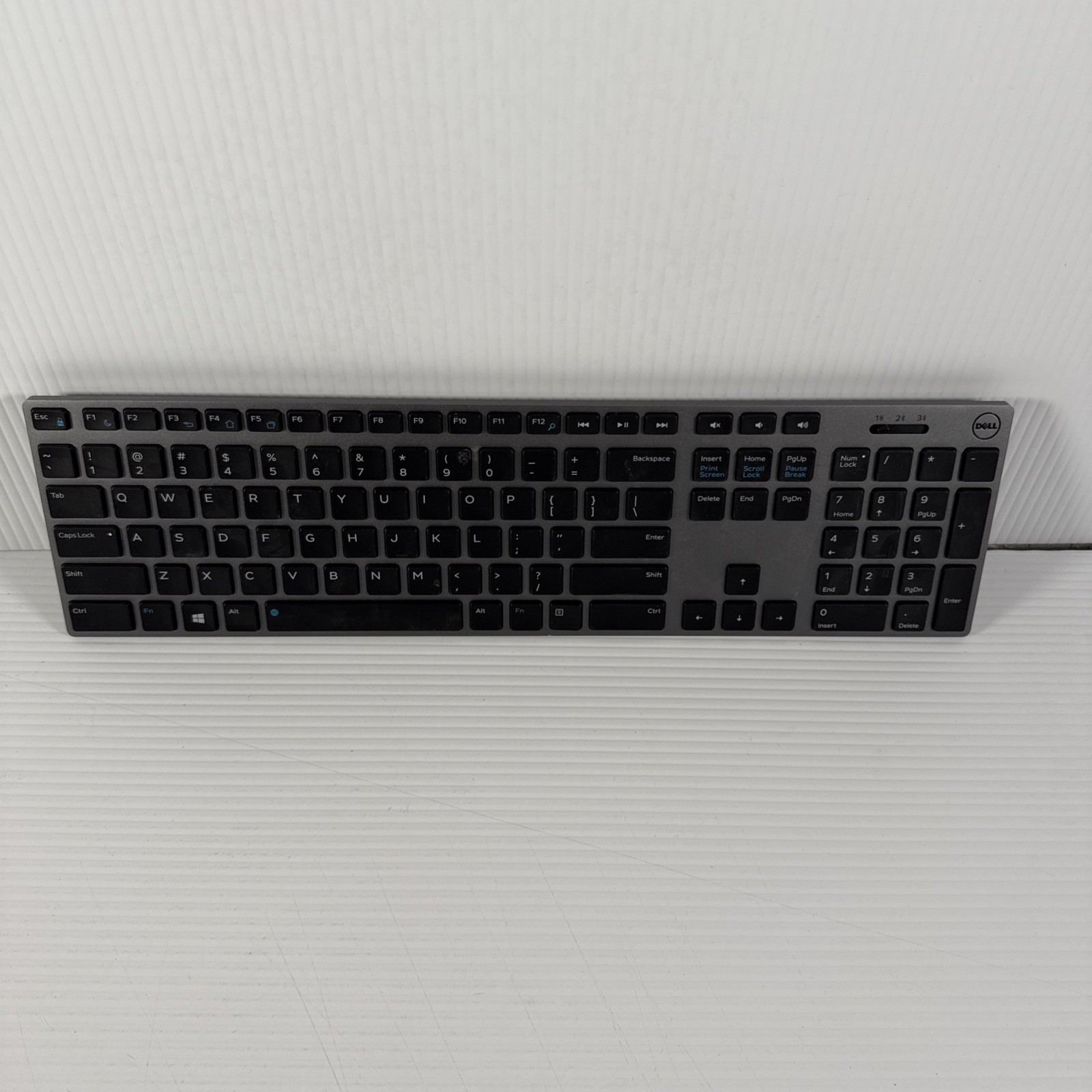 Dell WK717 Wireless Bluetooth Gray Keyboard without Dongle