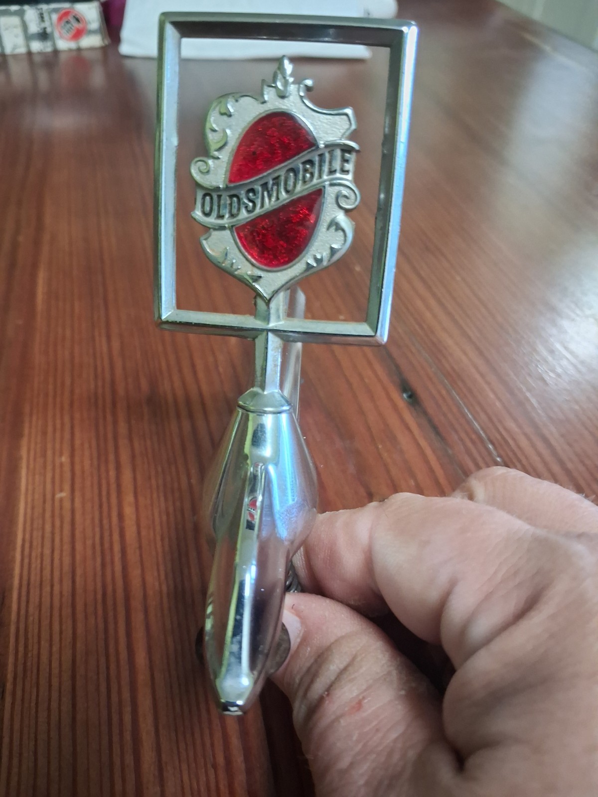 Oldsmobile Cutlass Supreme, Salon, 442 hood ornament header emblem 84-88 