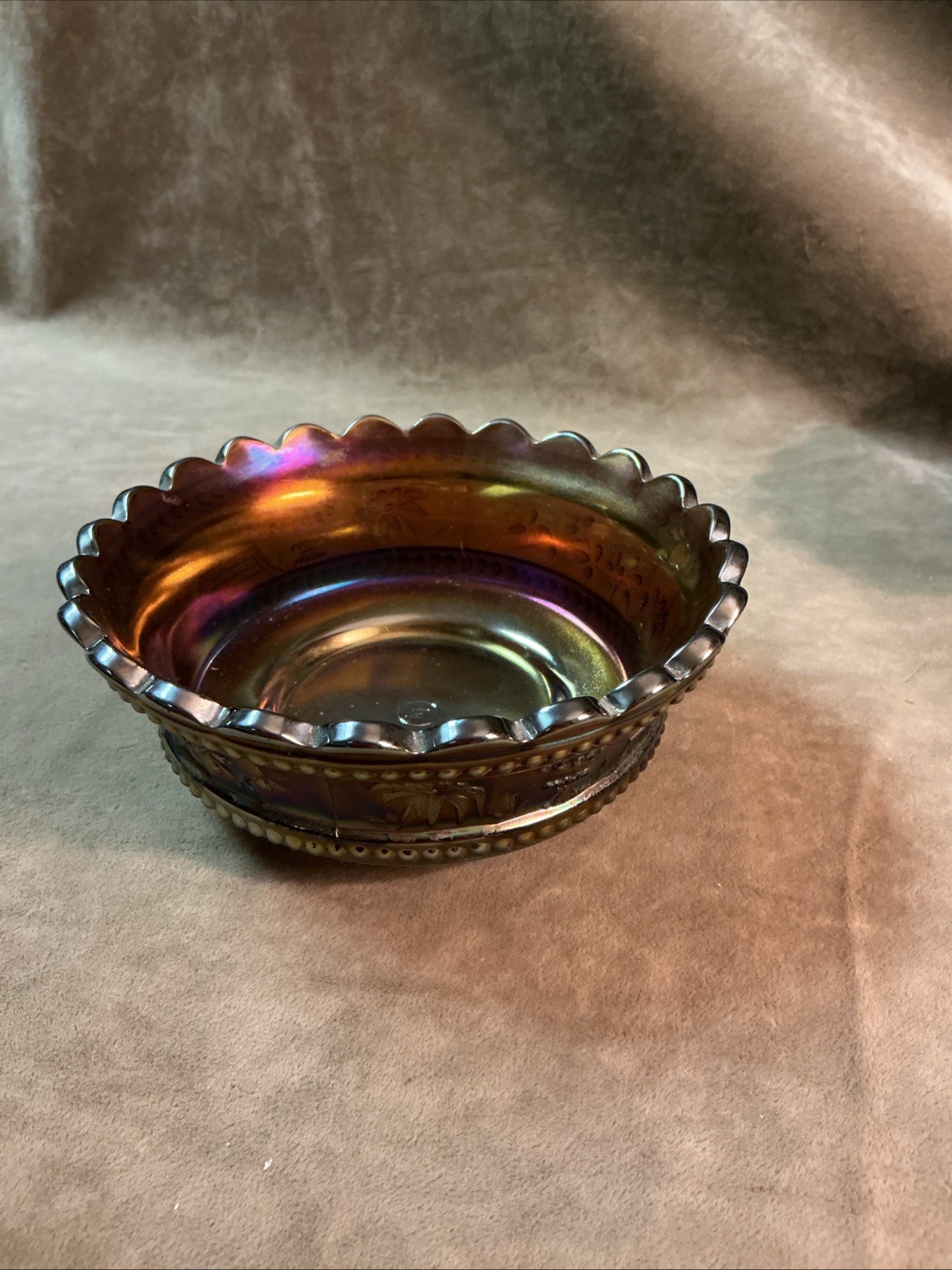1920s Northwood glass peacock fountain amethyst carnival bowl number one