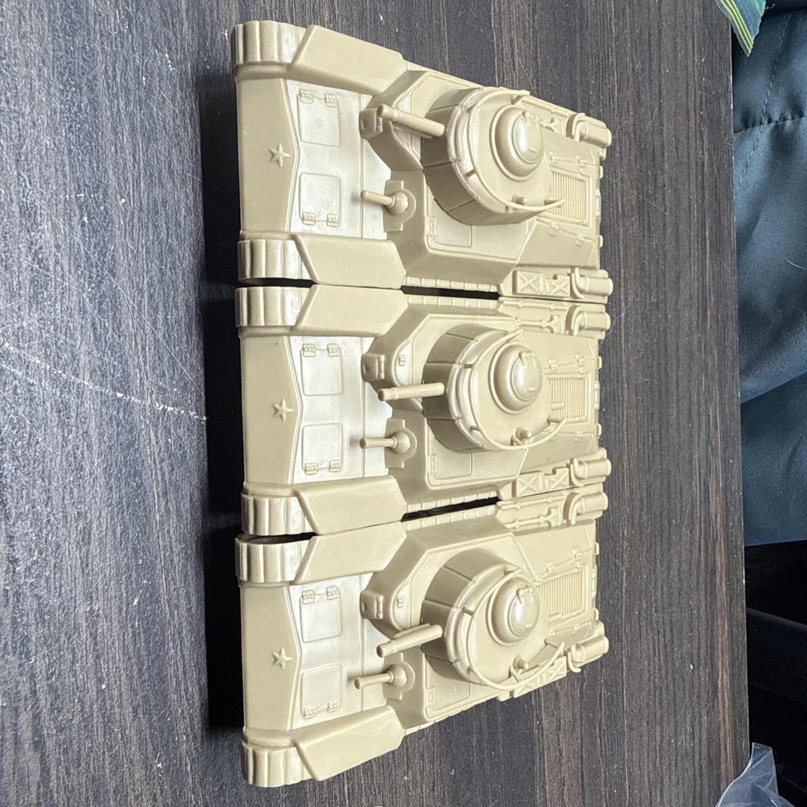 BMC CTS WW2 Japan Chi-Ha Tanks TAN Classic Toy Soldiers Plastic Army Men Vehicle