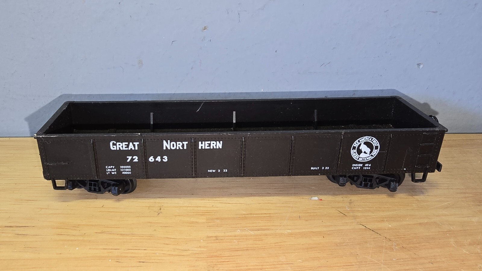 Unbranded Great Northern 72643 Model Freight Train Railroad Black HO Gondola Car