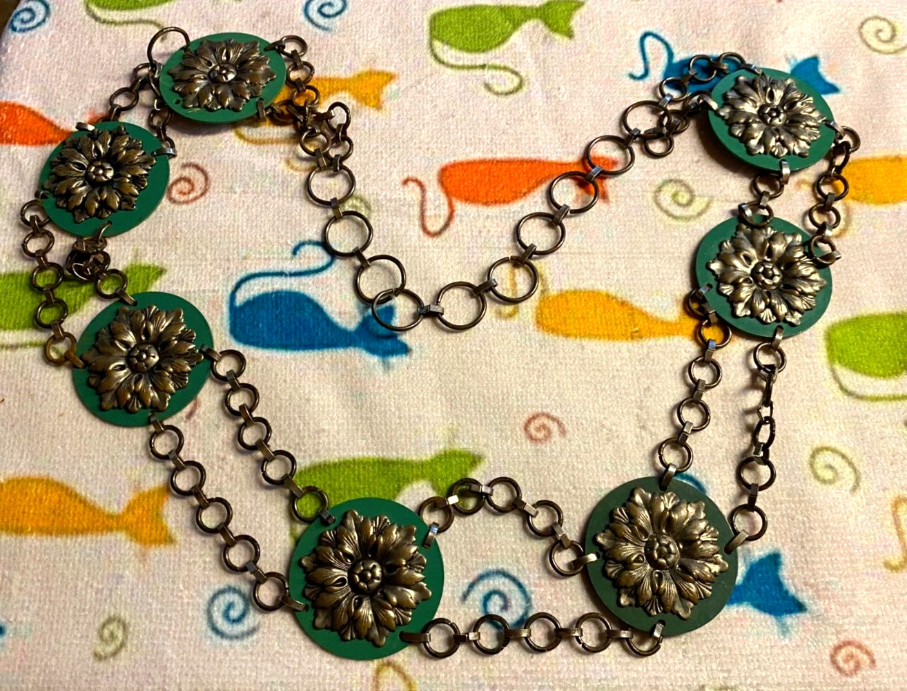 Double Strand Green Lucite & Gold tone Chain Link Necklace Vintage 36"