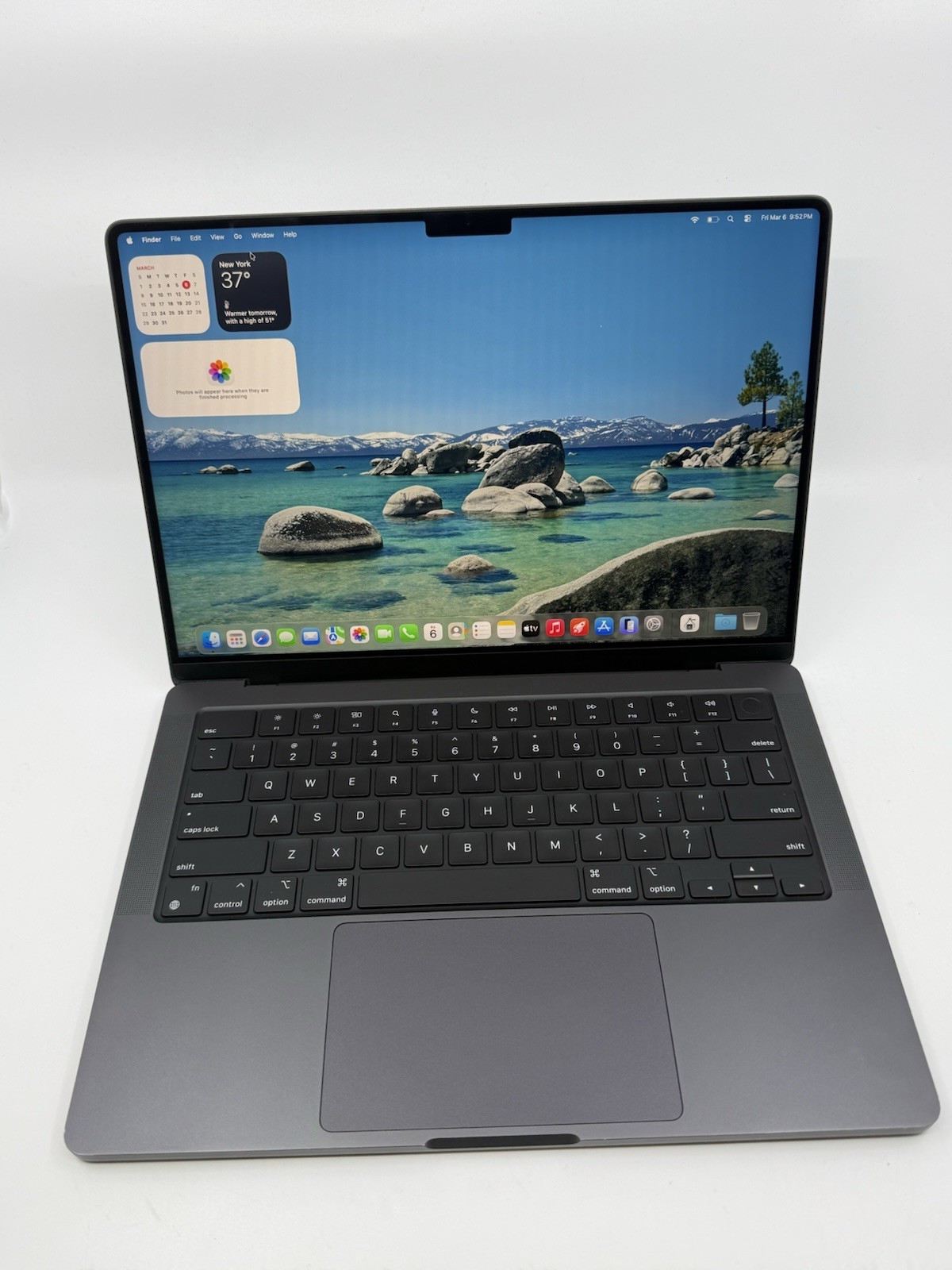 2024 Apple MacBook Pro 14" M4 10C GPU 4.5GHz 16GB RAM 512GB SSD A3112