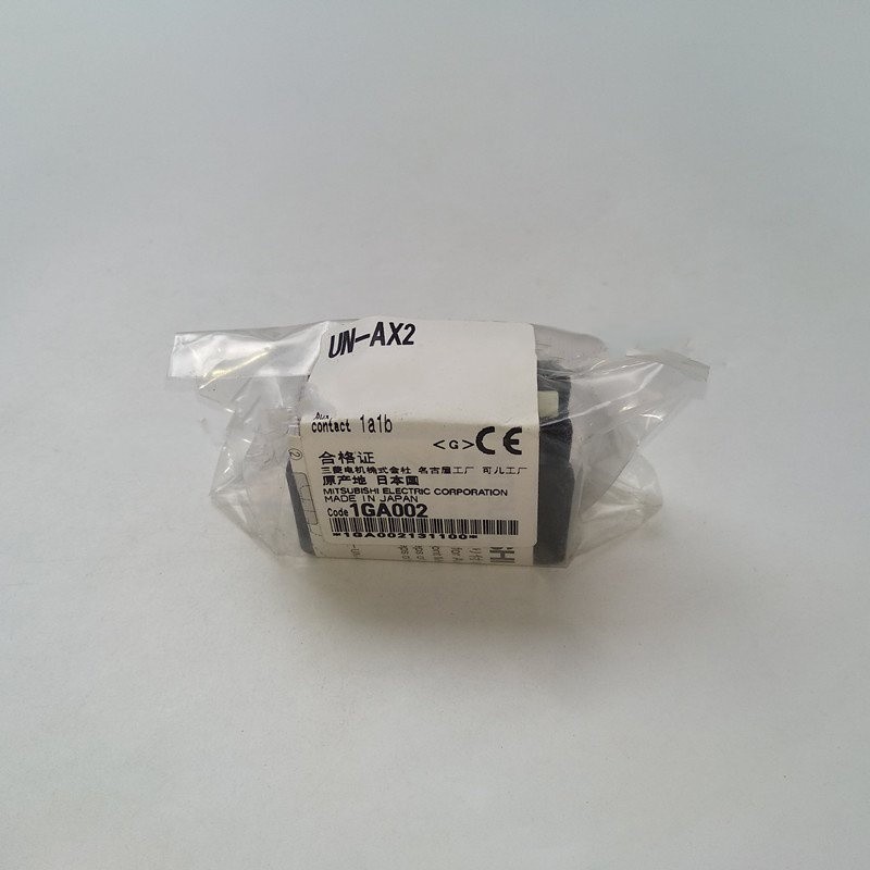 1PC NEW UN-AX2 Auxiliary Contact #pq