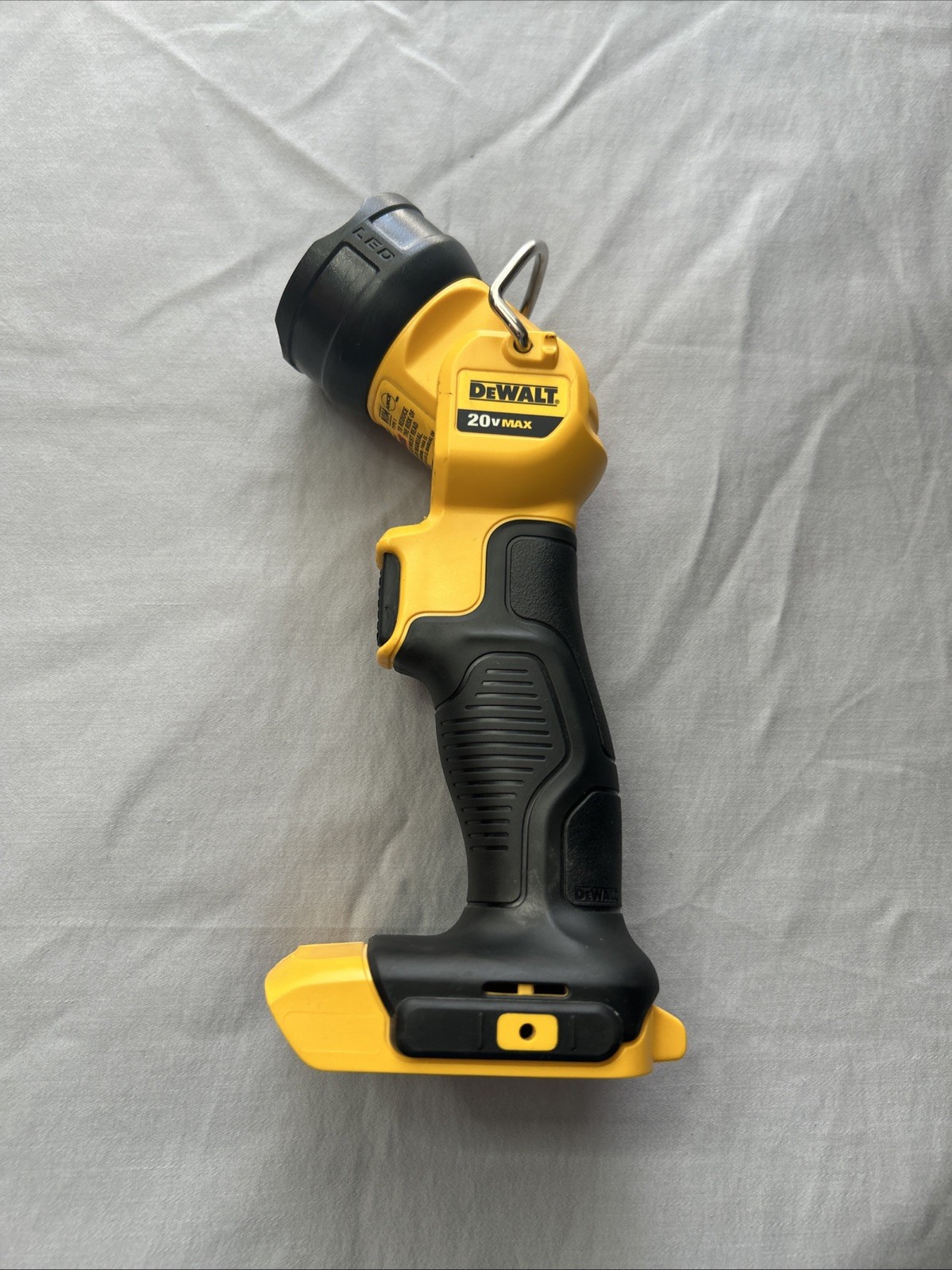 Dewalt Pack DCL040 LED 20V Light Pivoting Flashlight Work Light Tool