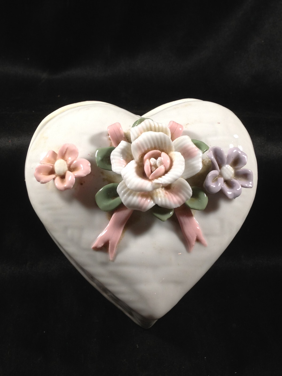 Vintage Ceramic Heart Shaped Floral Covered Trinket Jewelry Dish