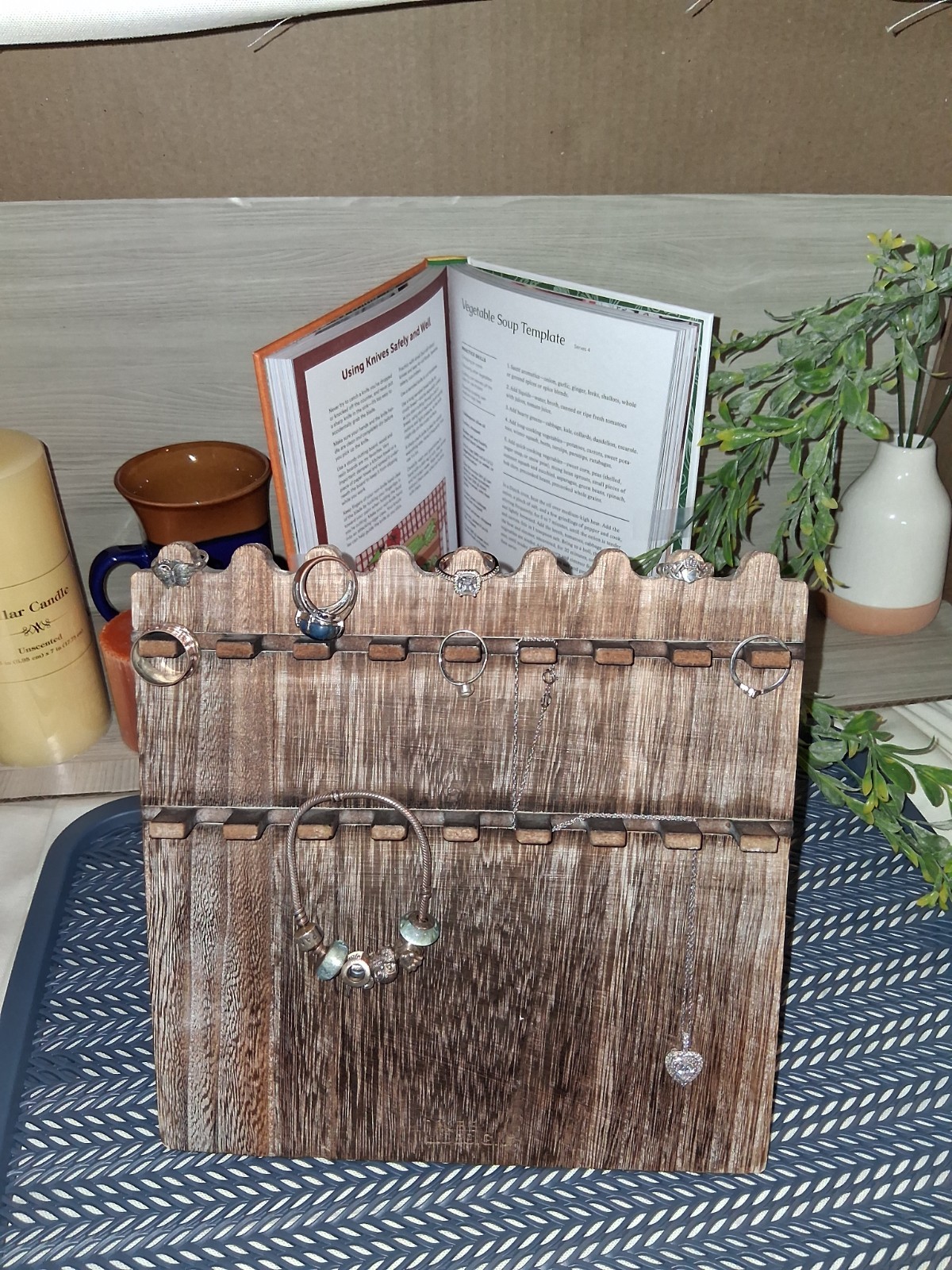 Rustic Lightweight Wooden Flat Back Display