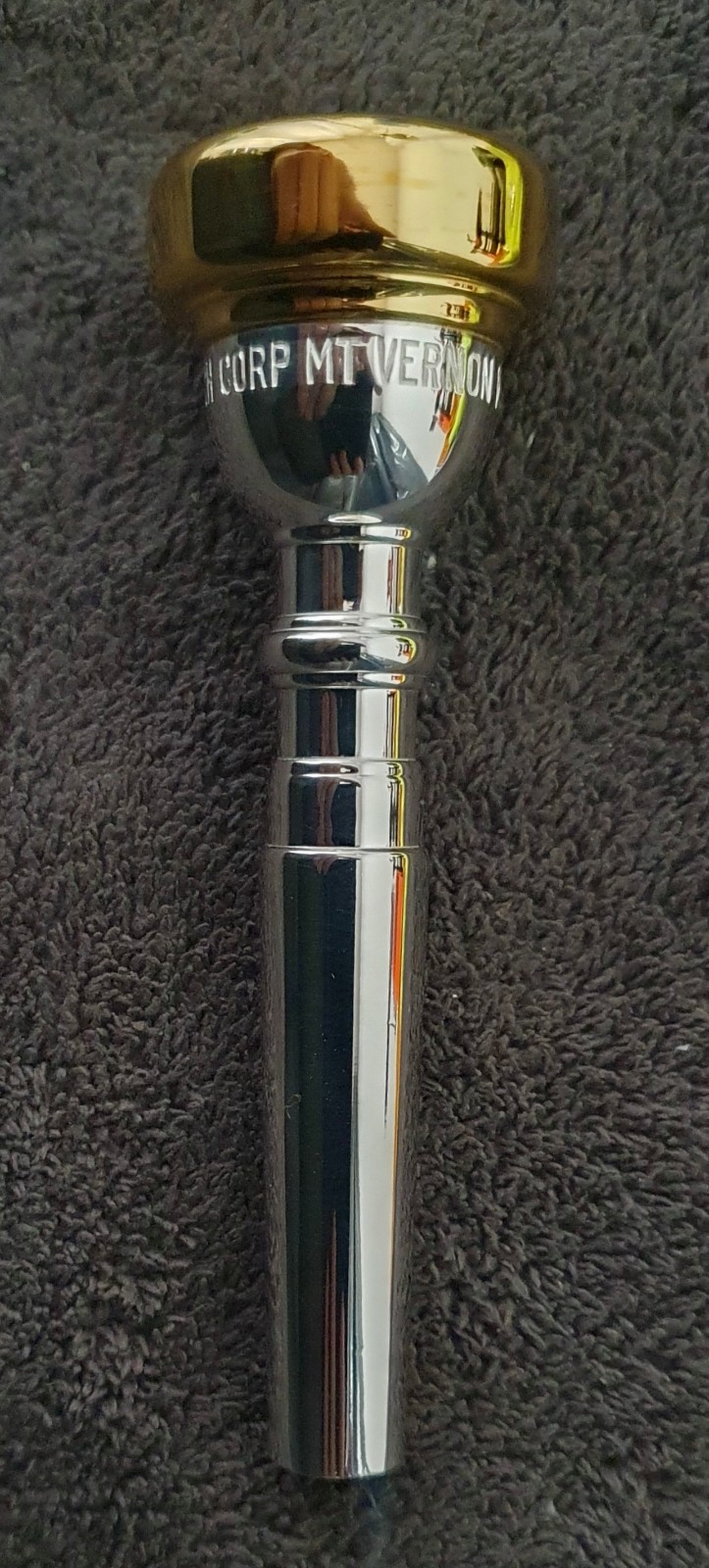 VINCENT BACH CORP MT VERNON NY 10-1/2C trumpet mouthpiece, 24k plated. PRISTINE!