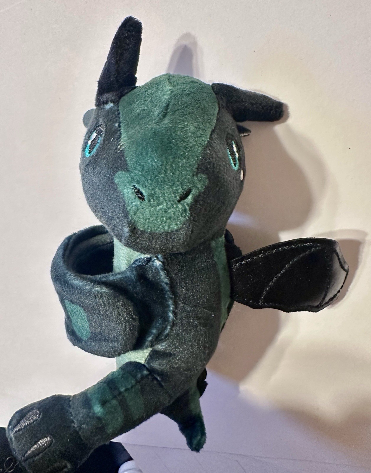 Tui T. Sutherland’s Jade Mountain Prophecy Moonwatcher Cutie Cuff Wings Of Fire