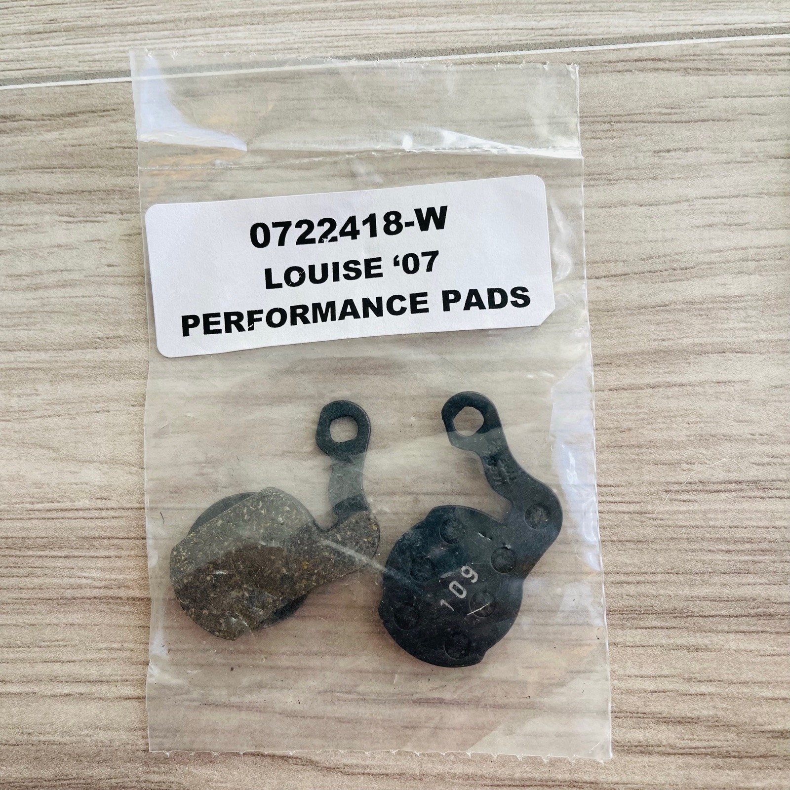 Magura Louise 2007 Performance Pads 0722418 Organic No Pin or Packaging