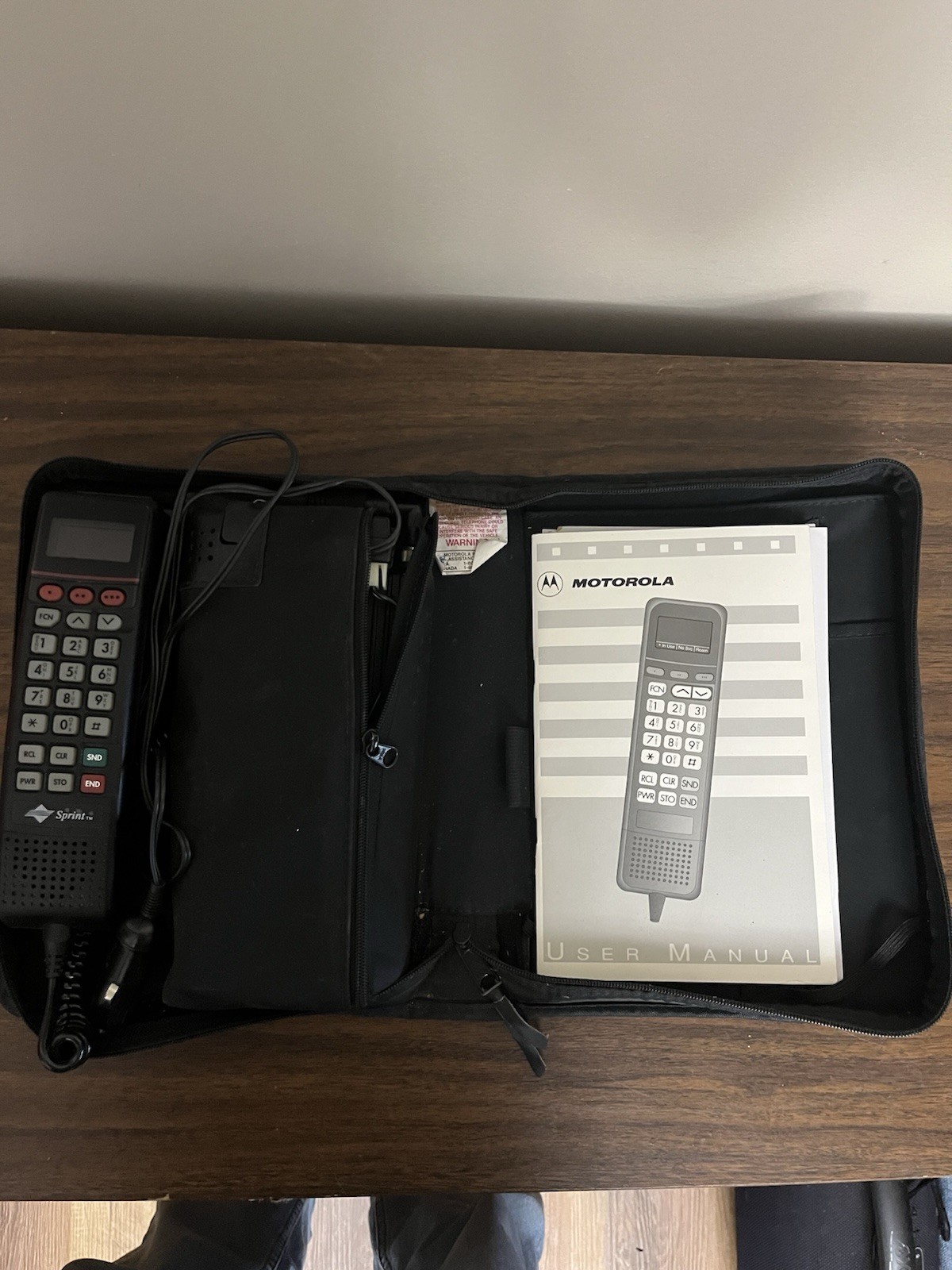 Vintage Motorola SCN2500A 3W Bag Phone Sprint Complete Tested Powers On