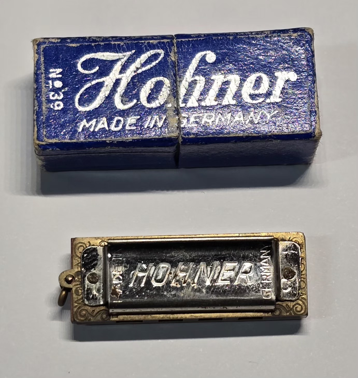 Vintage HOHNER Mini Hermonica No.39 Made In Germany