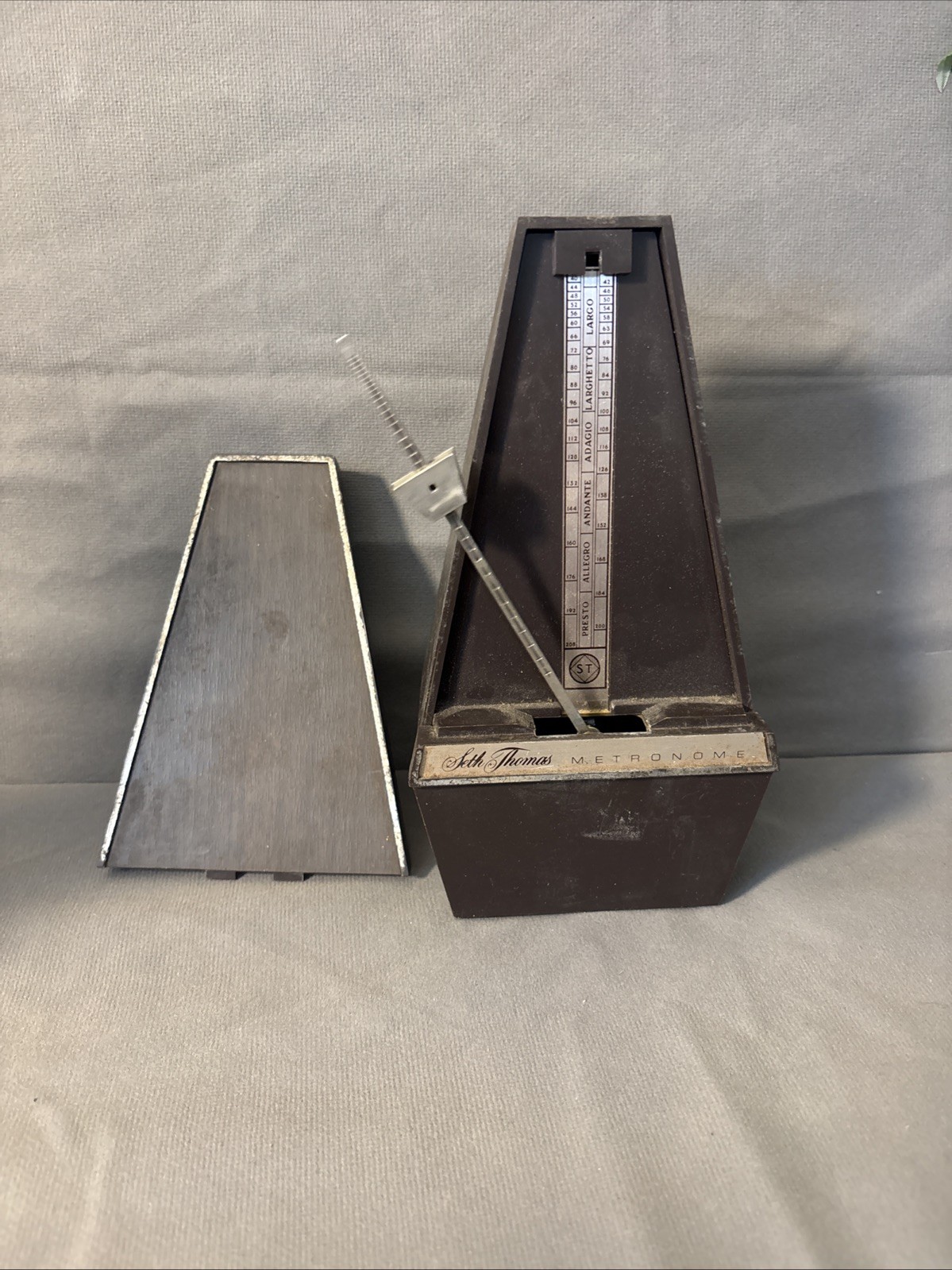 Seth Thomas Metronome De Maelzel Model Conductor # E500-000 No 1104 Wind Up 70's
