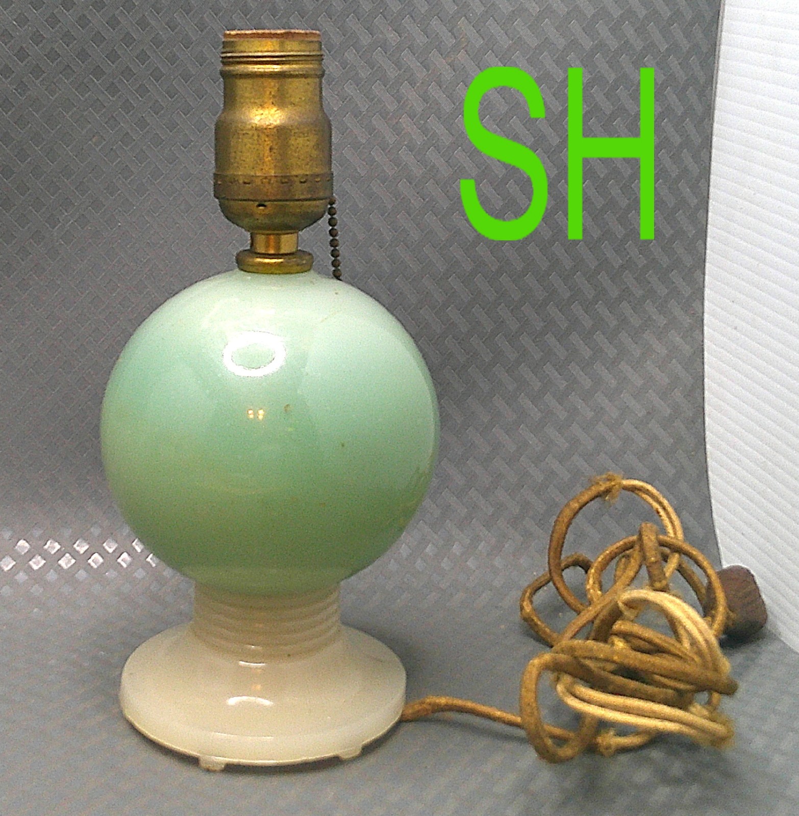 Vintage Art Deco Jadeite Milk Glass Mantle Lamp Round Ball Body Ribbed Base 10"