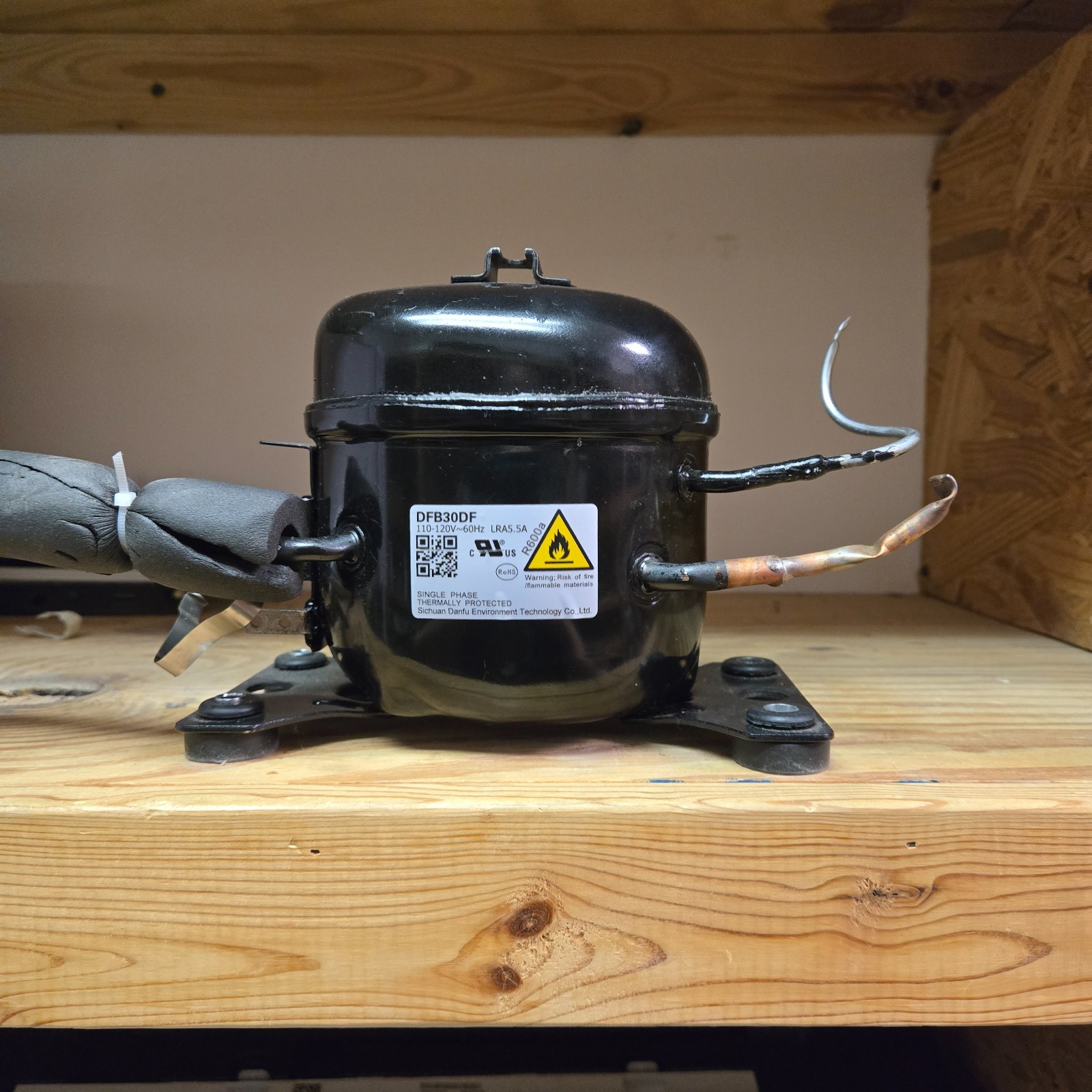 DANFU DFB30DF Compressor R600A Original OEM 110-120V-60HZ 1PH