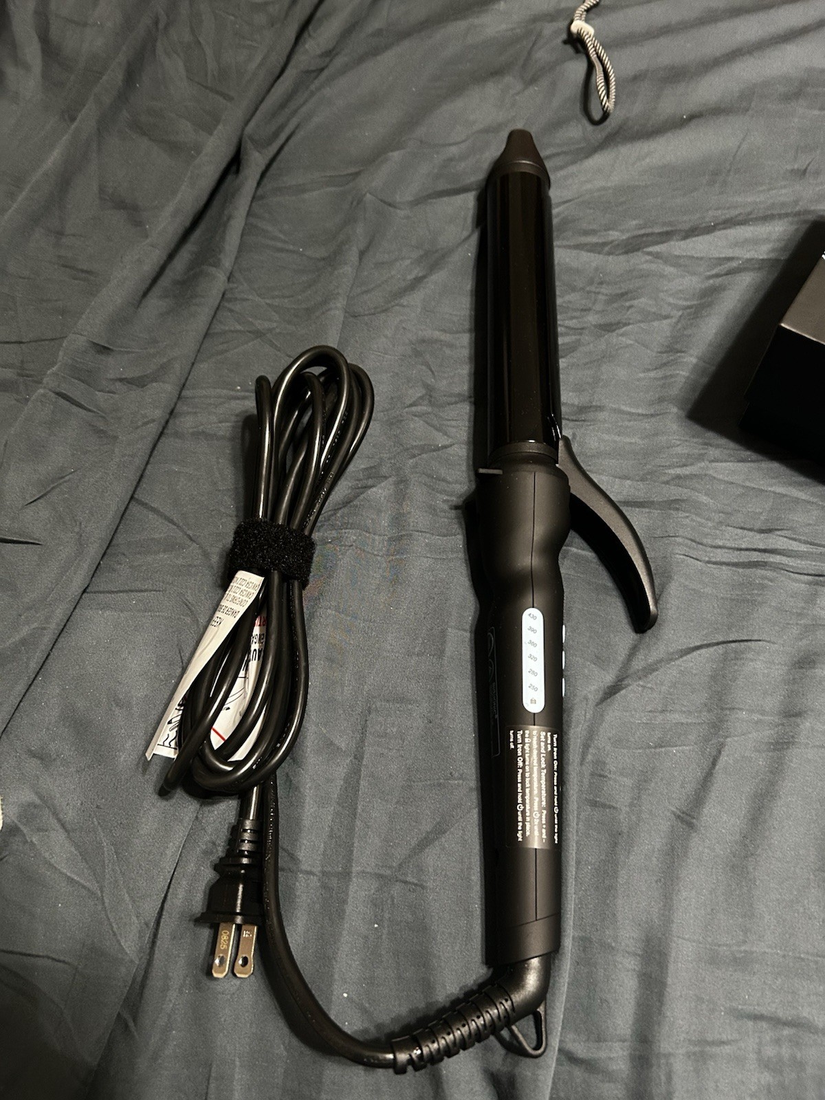 Bio Ionic Long Barrel Styler 1.25" NanoIonic Ceramic Curling Iron Black