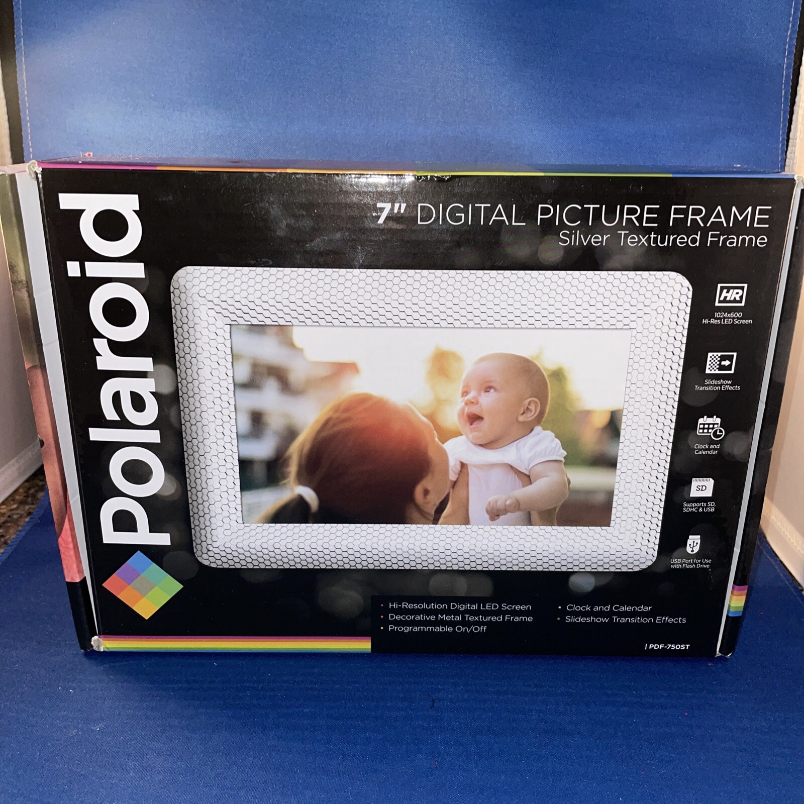 Polaroid 7" Digital Picture Silver Textured Frame Hi-Resolution Dig LED Screen