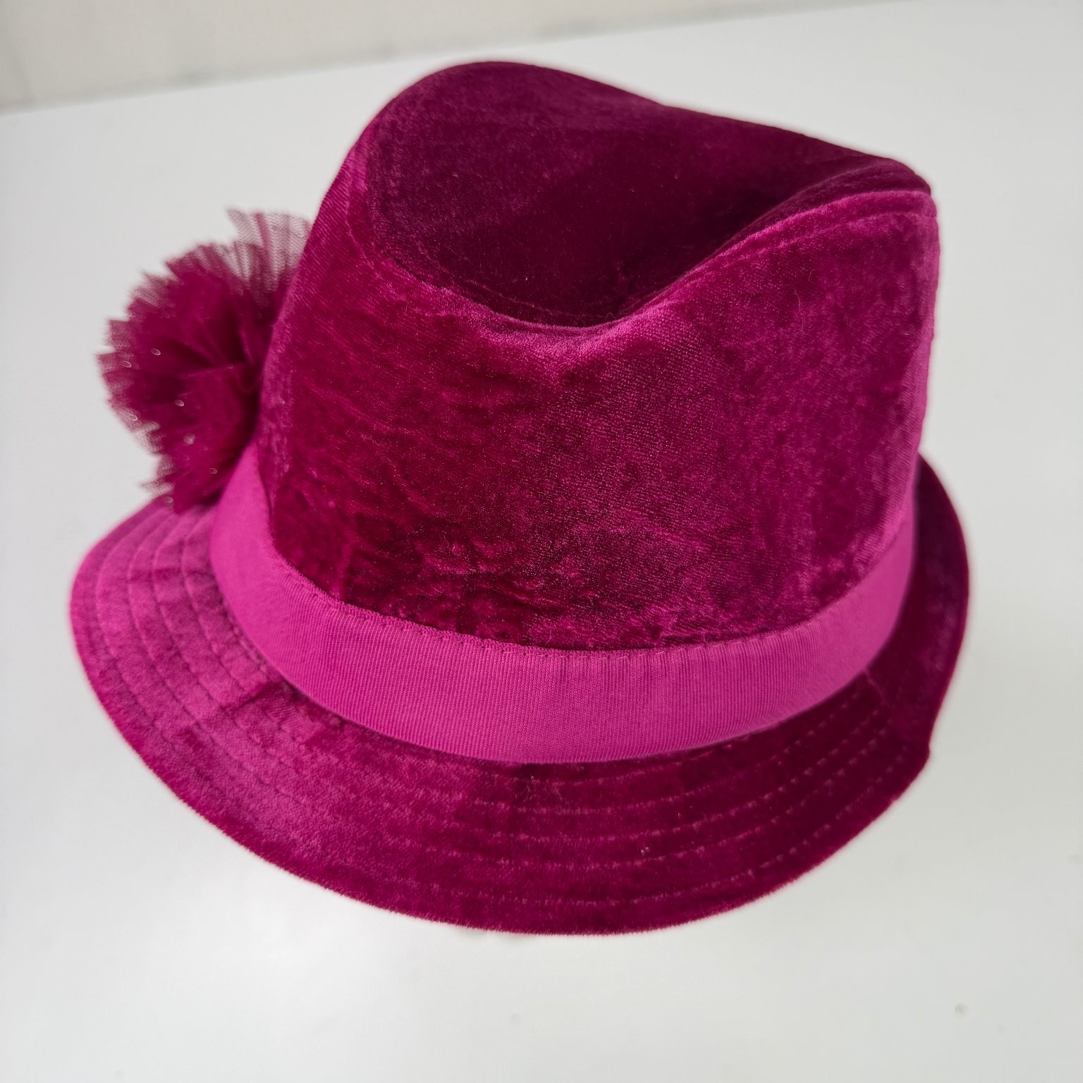 The Children's Place Girls Cloche Fedora Hat L 10+ Magenta Velvet Flower