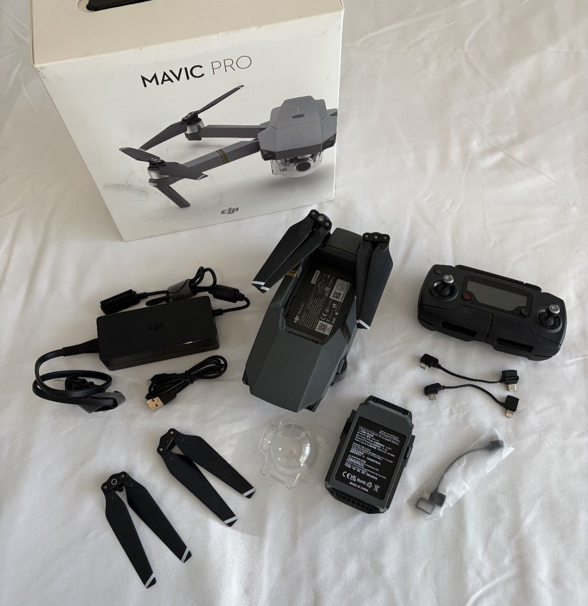 DJI Mavic Pro Quadcopter Drone with Remote Controller and New Battery