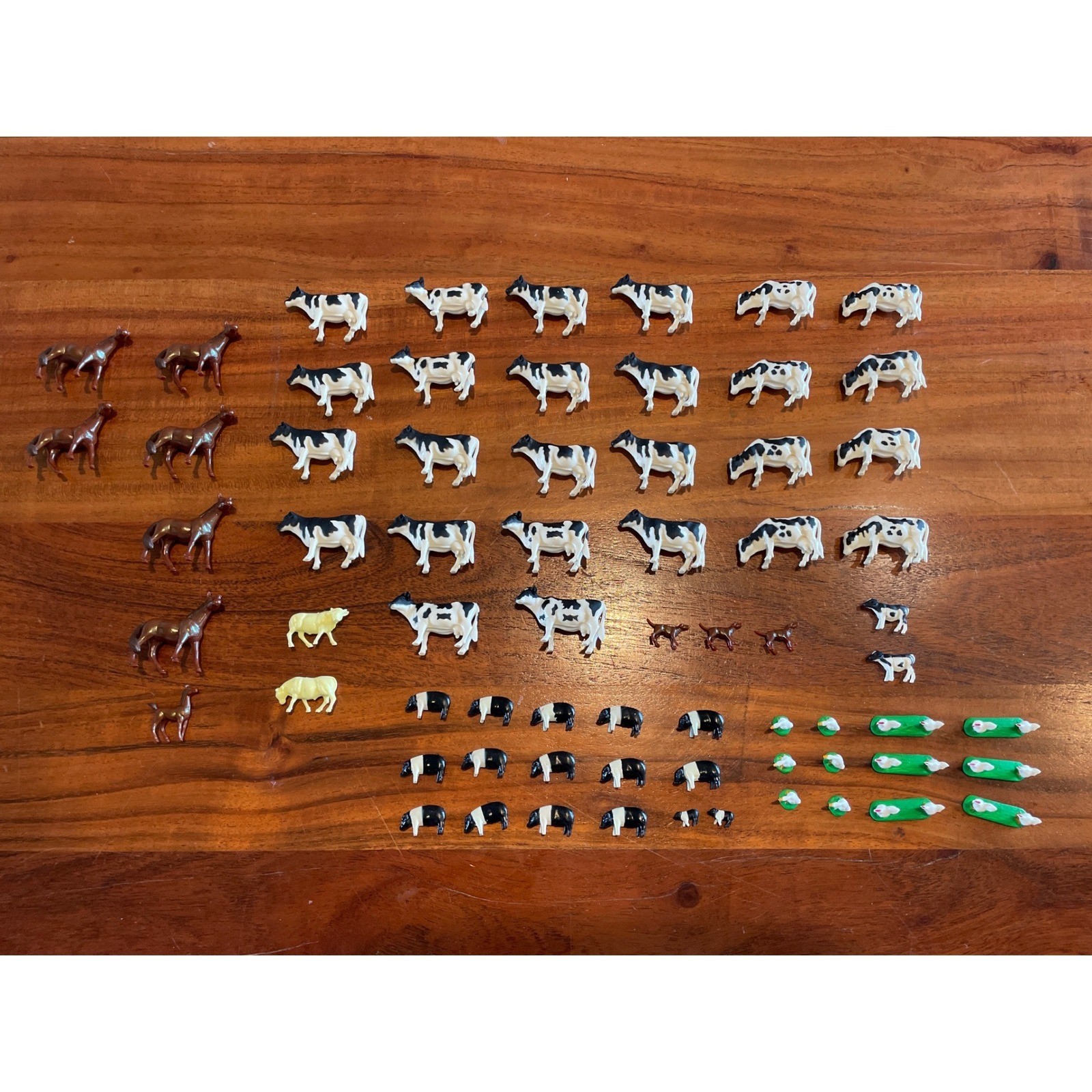 Vintage 90s ERTL 1/64 Farm Country Asstd 100 Pc LOT Animals People Equipment EUC