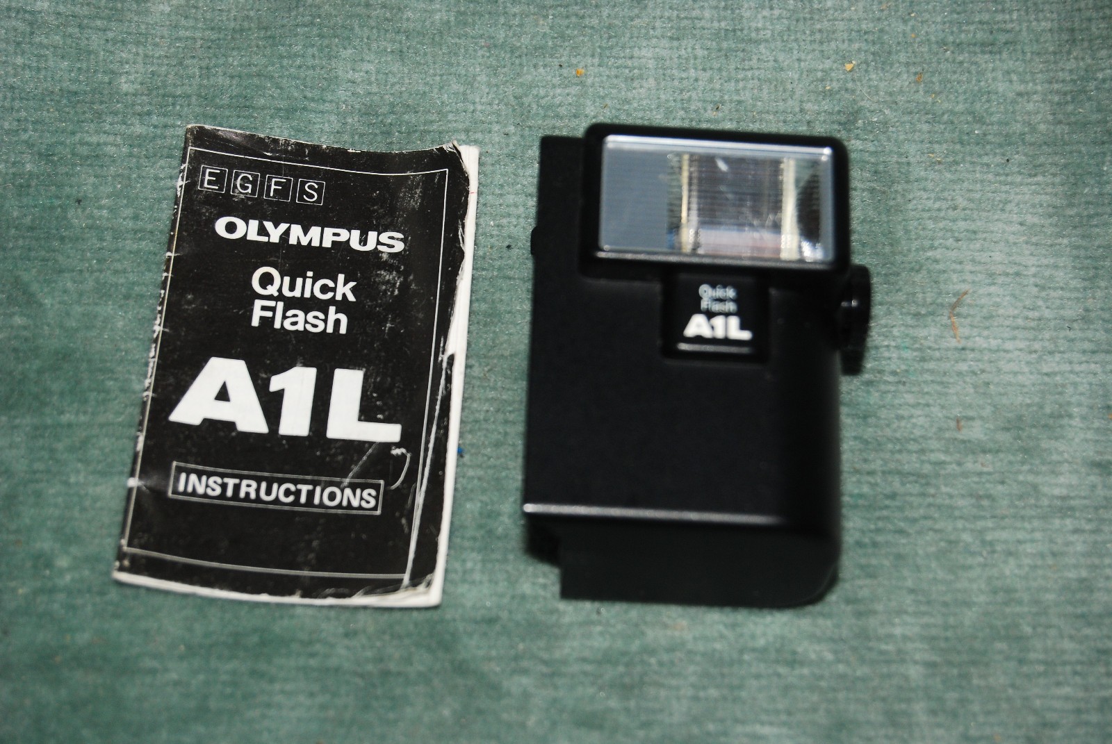 Olympus A1L Flash for XA & XA2 - for Parts or Repair