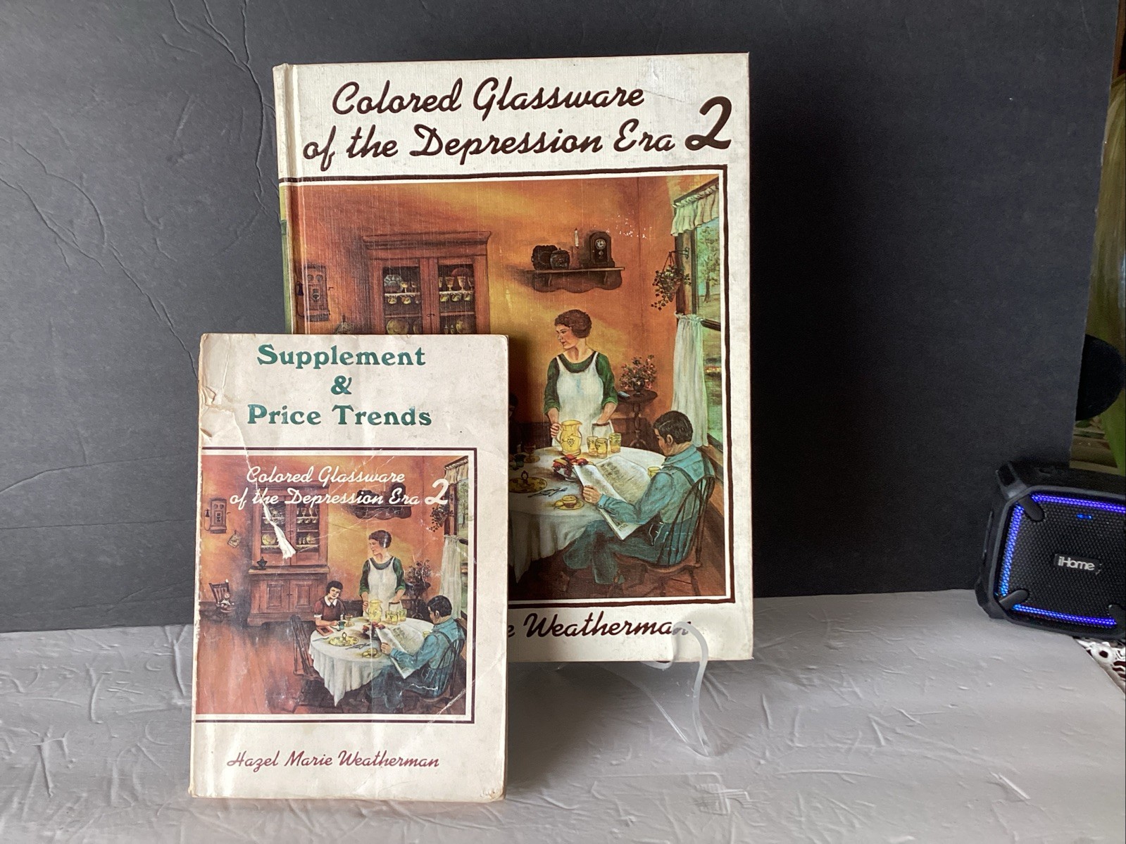 COLORED GLASSWARE OF THE DEPRESSION ERA #2 Set of 2 Books Weatherman Illustrated