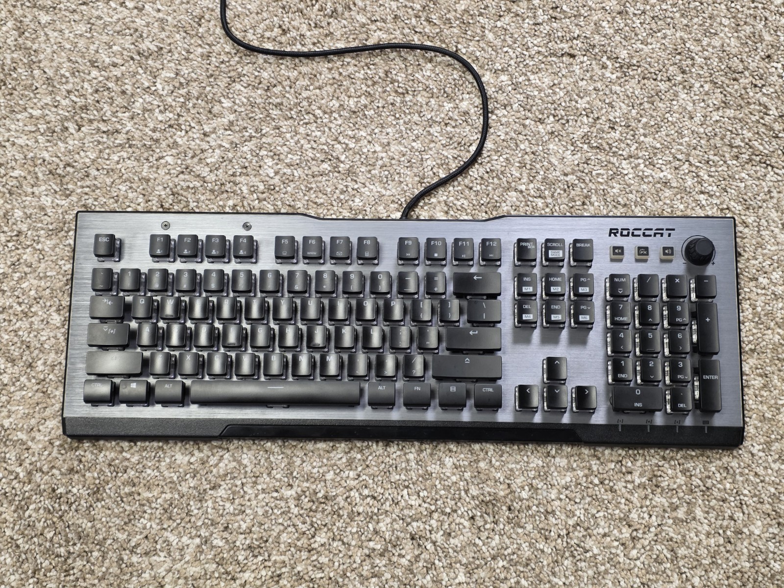 ROCCAT Vulcan 100 aimo