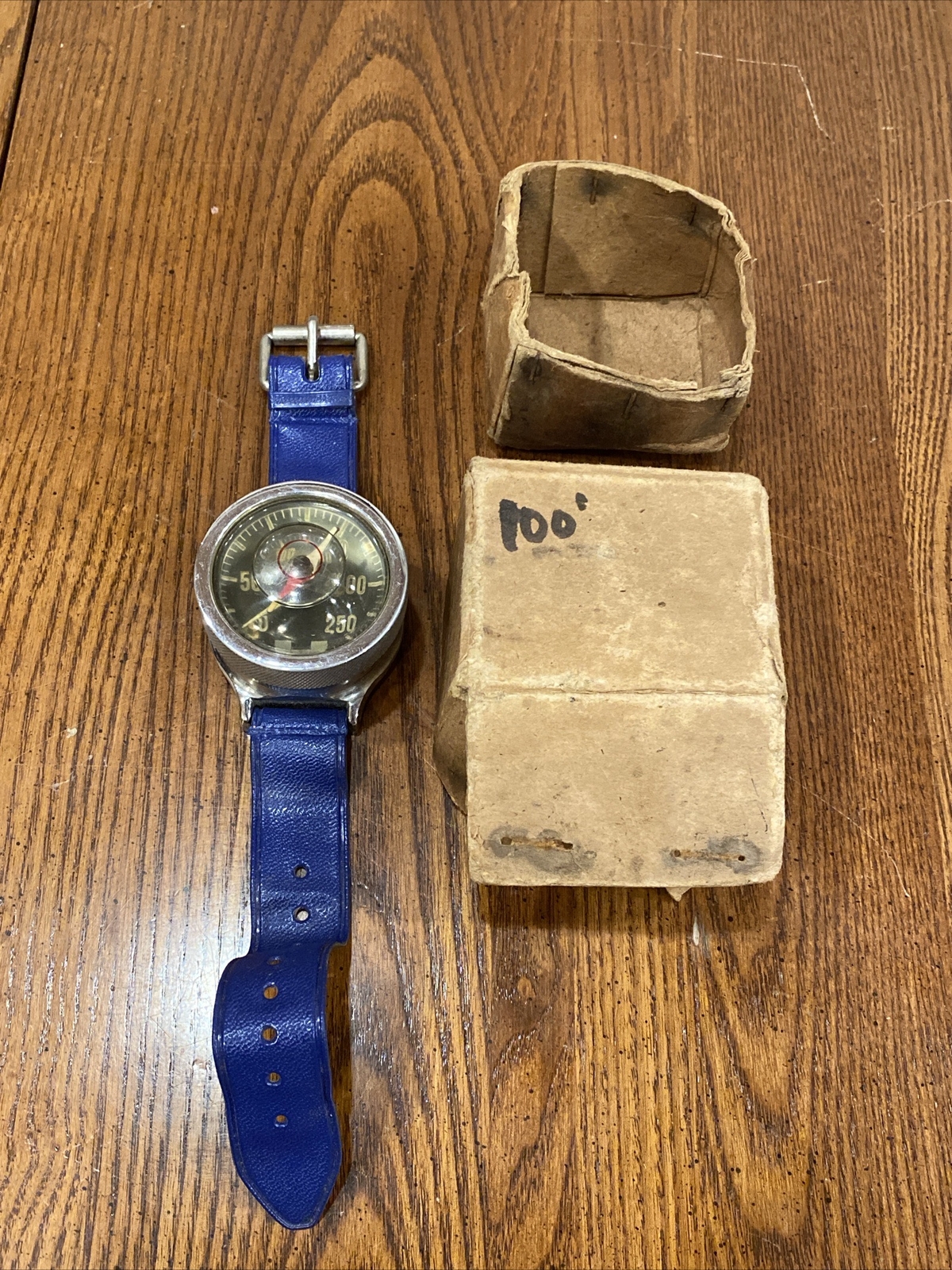 1950’s Healthways Germany Compass & Depth Gauge 250 Ft Scuba Diving Wrist Band