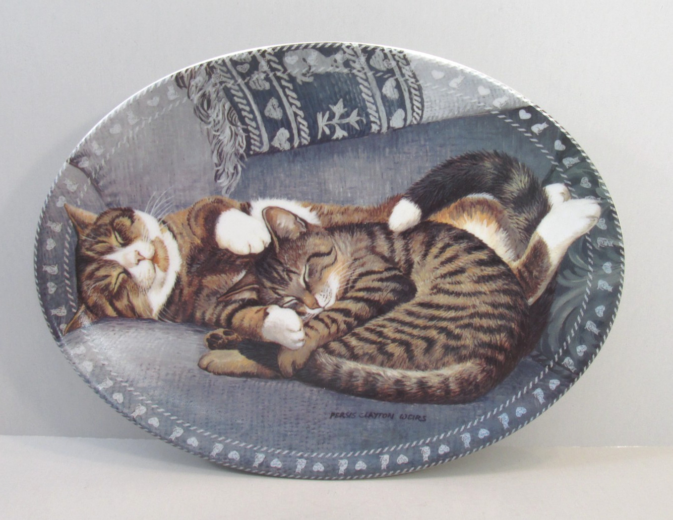 2002 Bradford Exchange Kitty Comforts "Sweet Slumber" Oval Cat Collector Plate