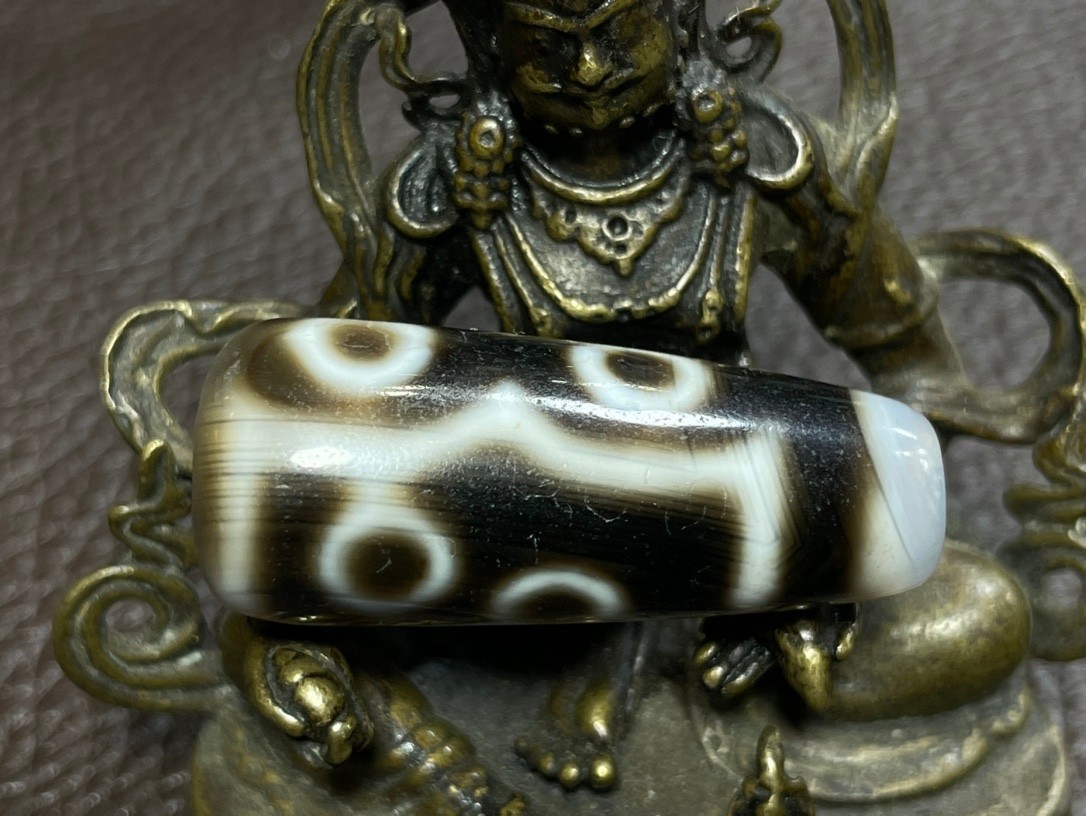 Old Tibetan Nepalese Himalayan Ancient 7 eye Old Dzi Talisman Beads Amulet 七眼天珠