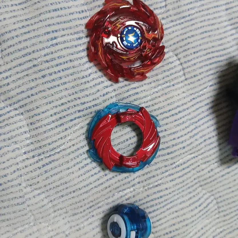 Beyblade Burst Tornado Wyvern Fire Dragon Ver