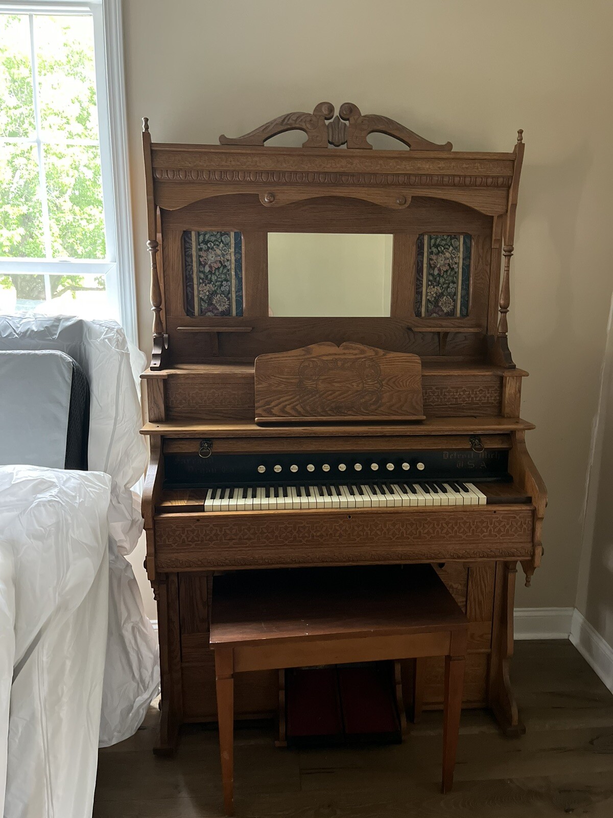 Farrand Antique Pump Organ