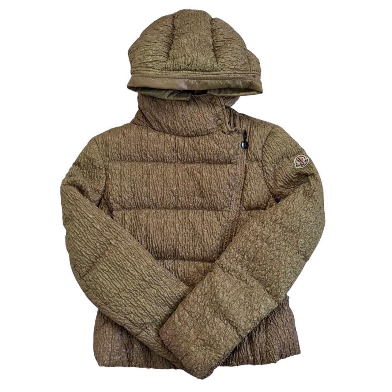 Moncler Beige Down Jacket Ladies Size 1 M Diagonal Zipper Outerwear