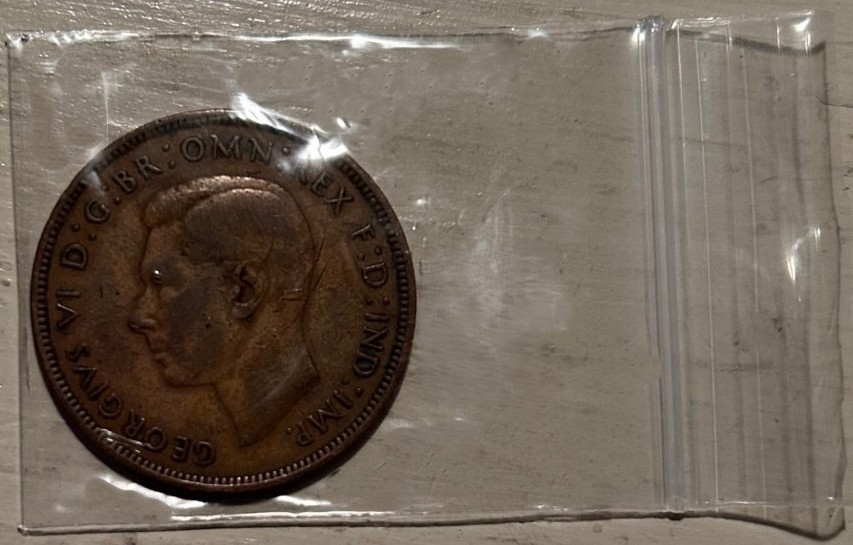 1940 GEORGIVS VI D:G:BR:OMN:REX F:D:IND:IMP Great Britain One Penny