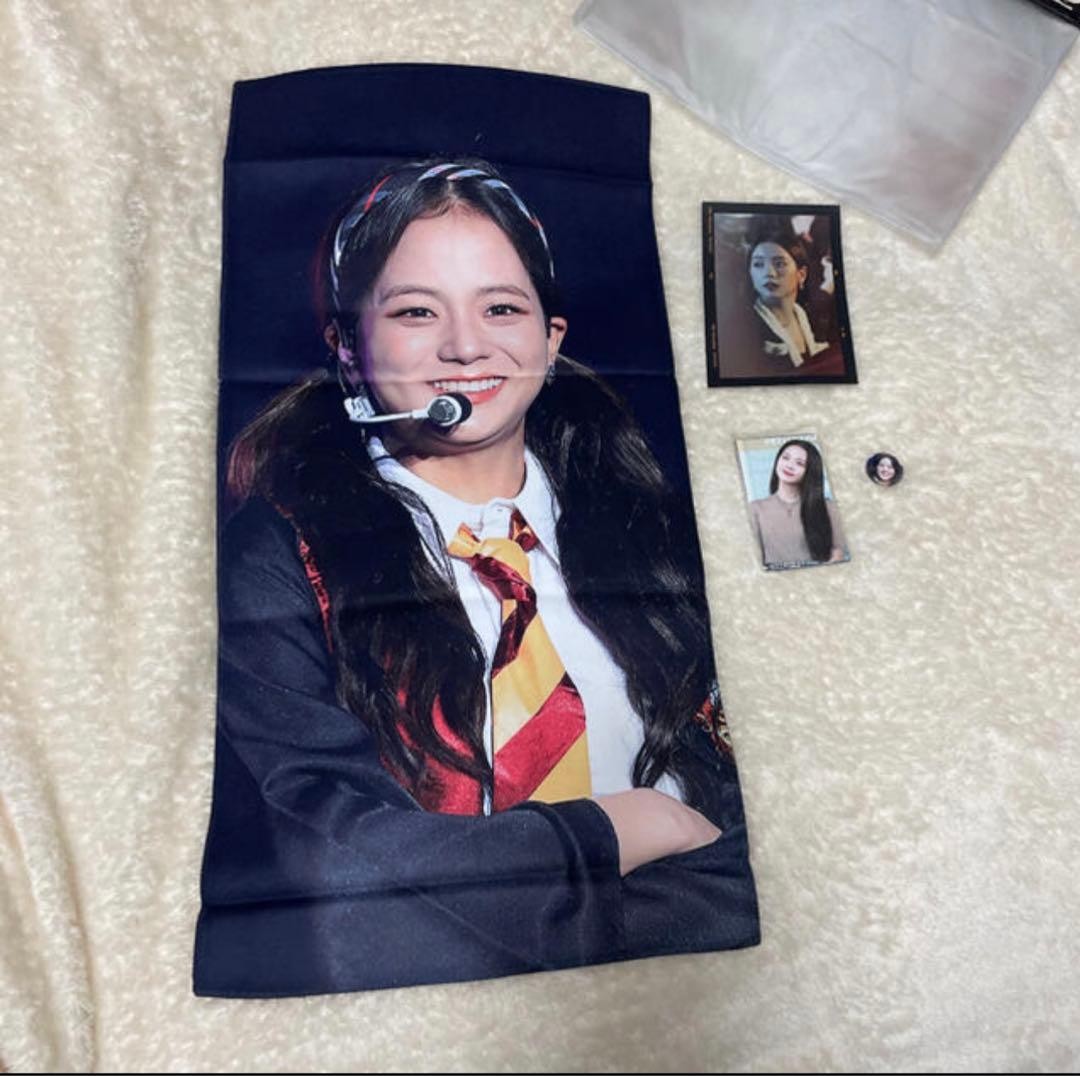 BLACKPINK Jisoo Slogan