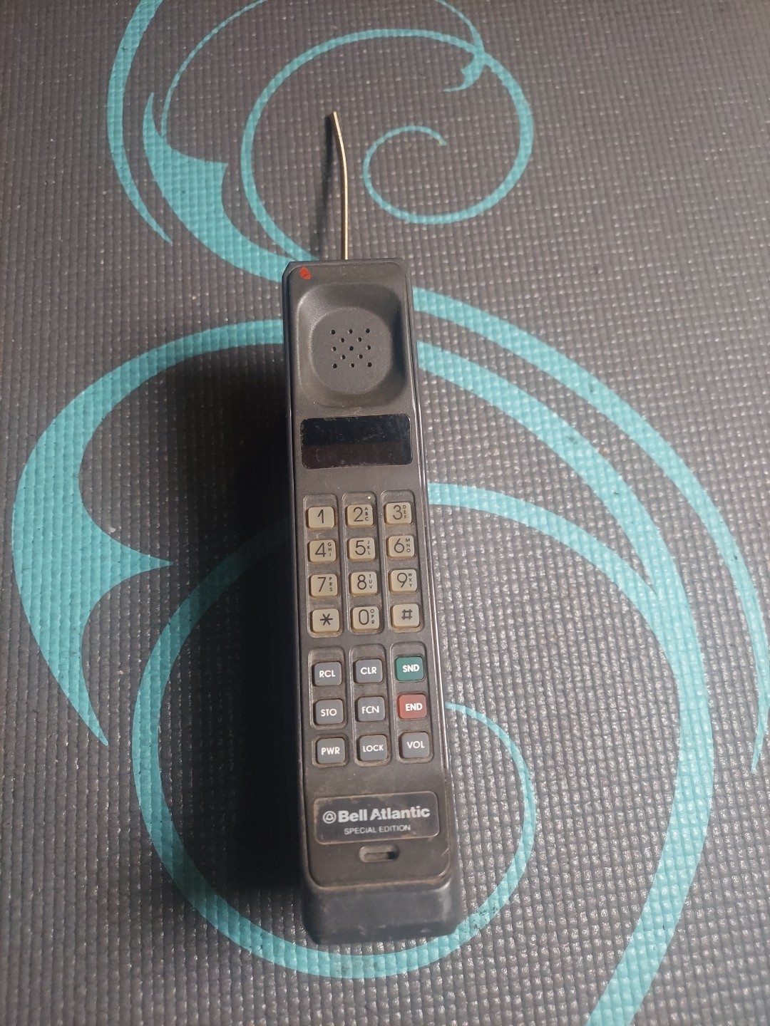 RARE VTG Cellular One Motorola Ultra Classic Car Phone Analog Mobile SLF14142A