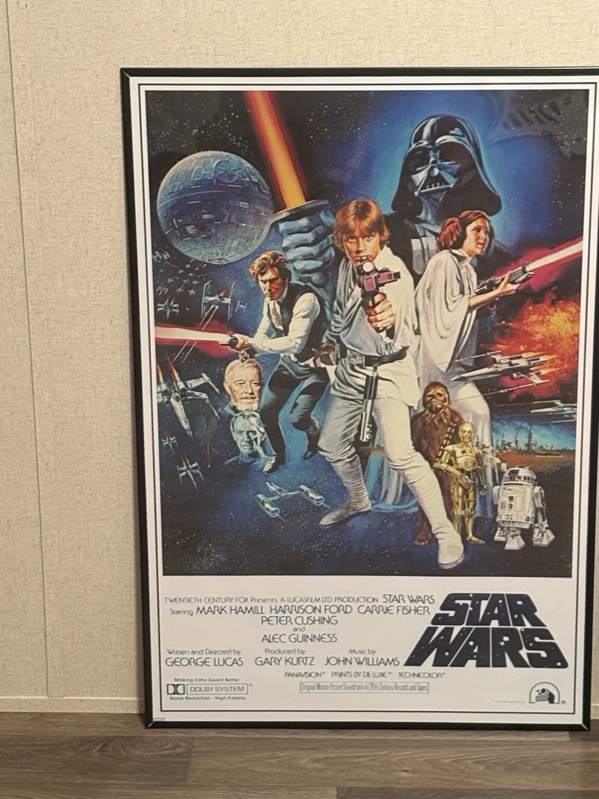 Star Wars Classic Poster – Framed – Sci-Fi Movie Wall Art Poster 24x36