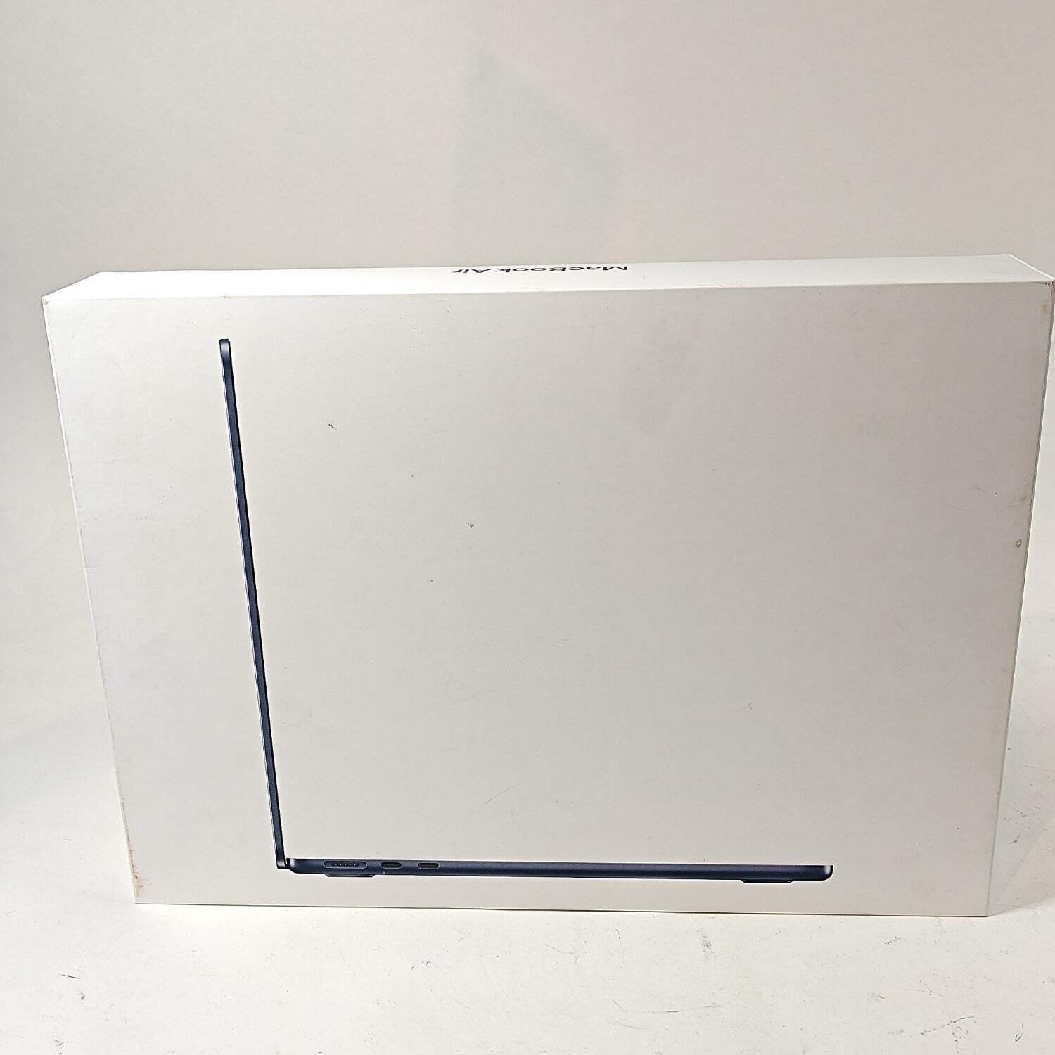 New 2022 Apple MacBook Air 13.6" M2 8C GPU 3.5GHz 16GB RAM 256GB SSD MC7X4LL/A