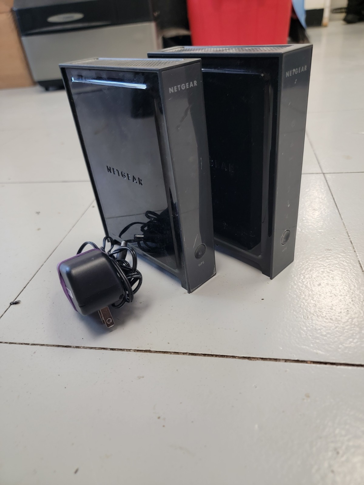 NETGEAR WNR2000 v3 Router & WN2000RPT Extender 300Mbps + Power Adapter Bundle