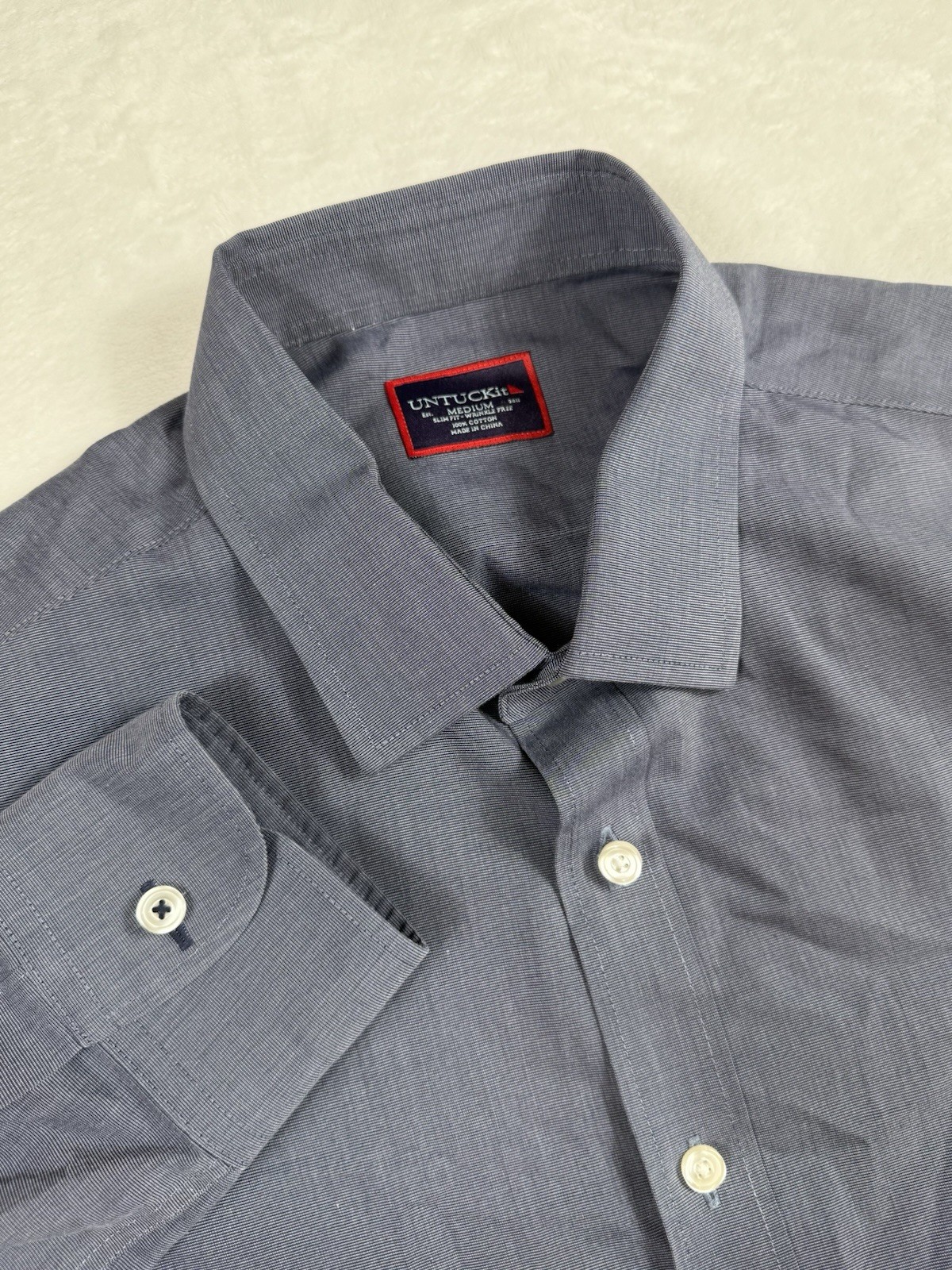 Untuckit Button Down Shirt Men's Size Medium Slim Blue (Gray) Cotton Orville
