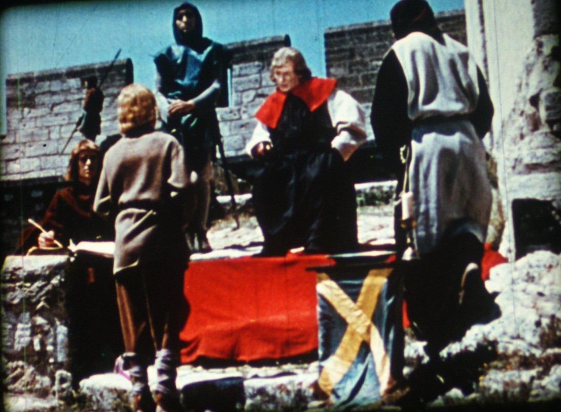 16mm -  THE MEDIEVAL MANOR - 1956  A++ Color