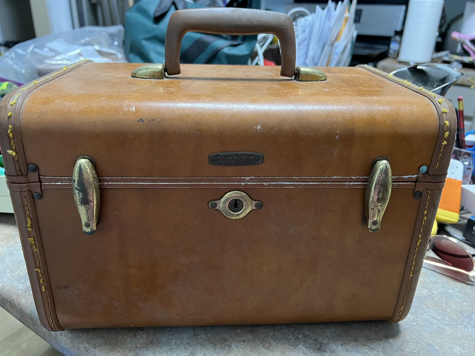 Shwayder Bros. Samsonite Vintage Brown Leather Train Case 1940s #4612