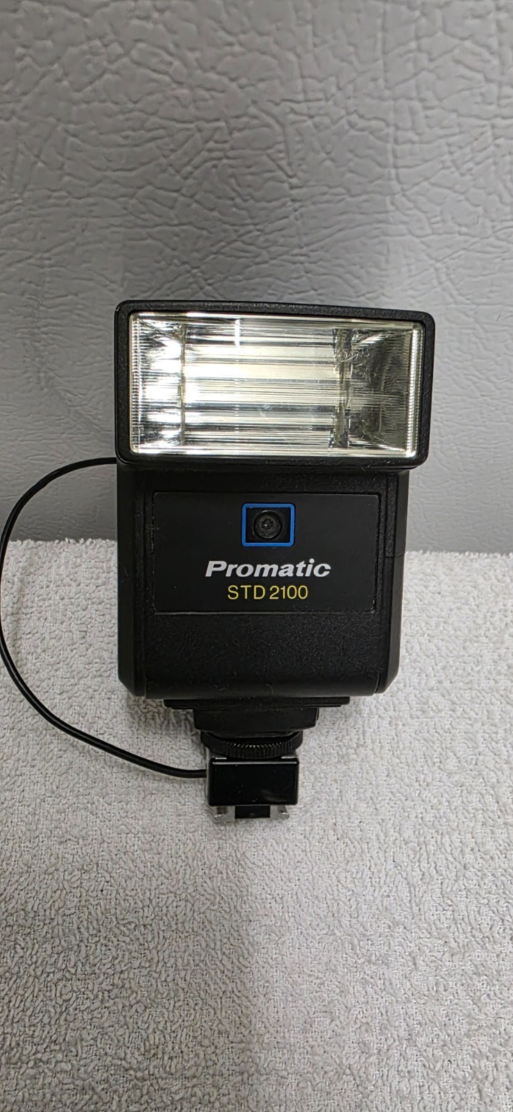 Promatic STD 2100 Flash Light for Minolta Tested