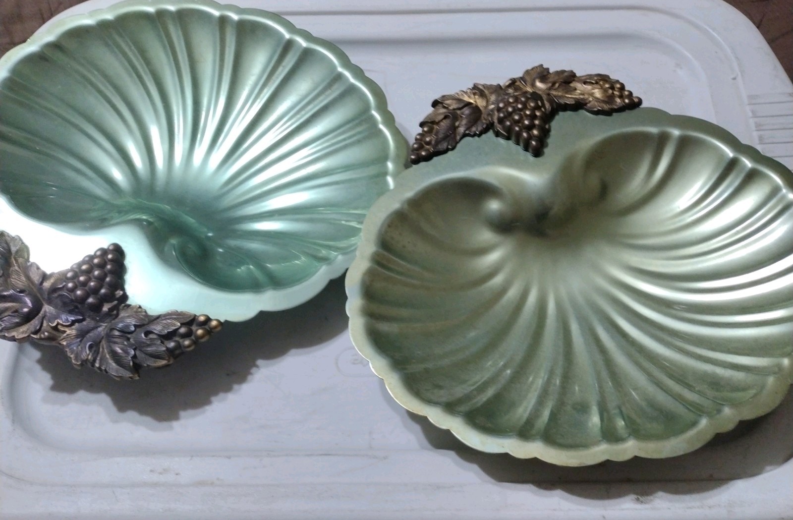 McClelland Barclay by Dodge 1930’s Aluminum Brass Clam Shell Dish Bowl 12" X 12"