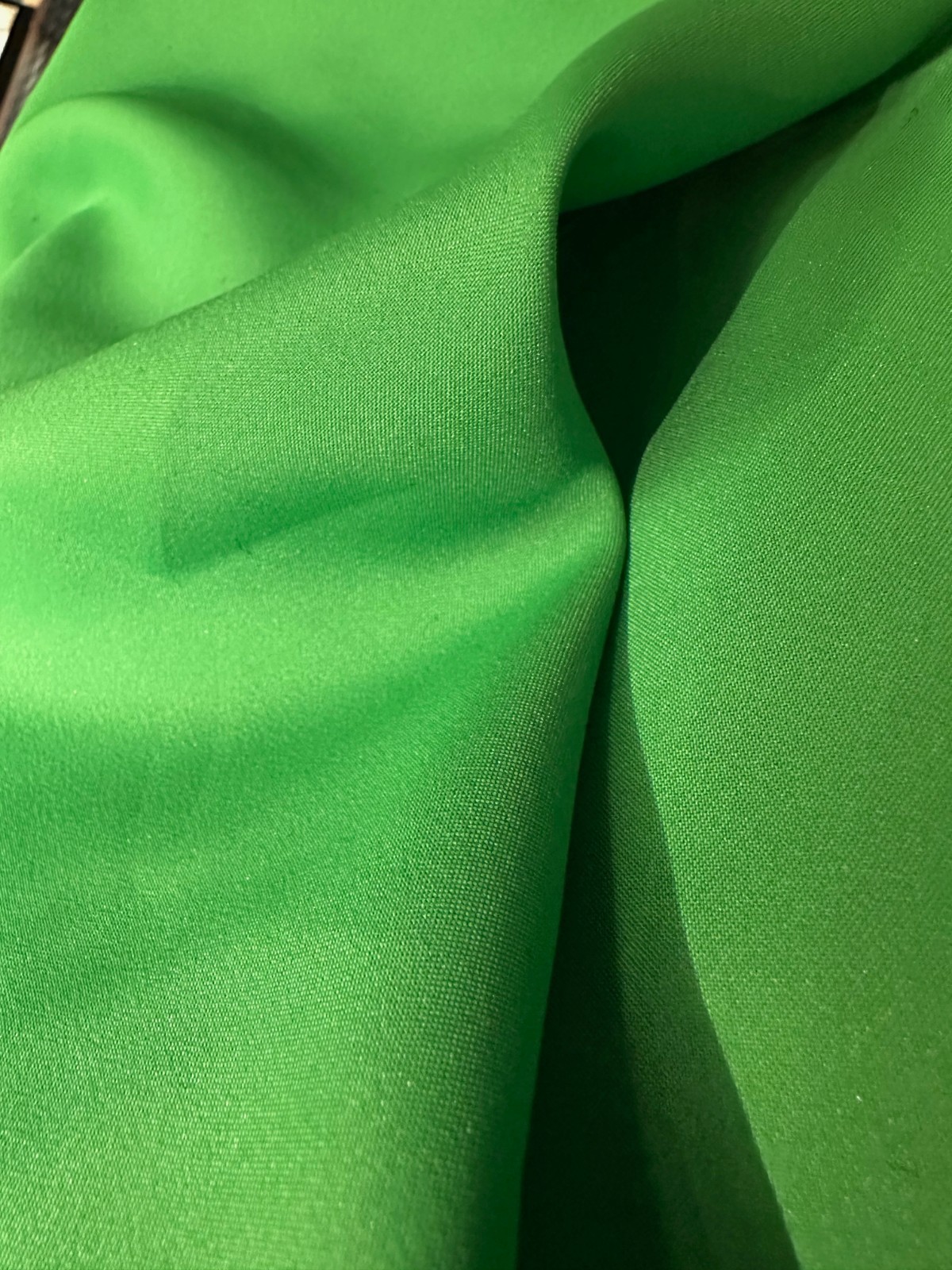 Toyobo Japan Woolly Pongee Polyester Lining Fabric Green 44″ Wide ~46 Yards Roll