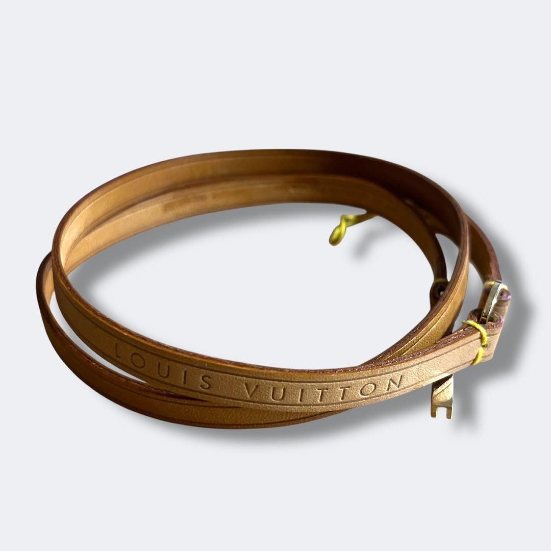 Louis Vuitton Collier Téléphone Japon Shoulder Strap Nomad Leather LV