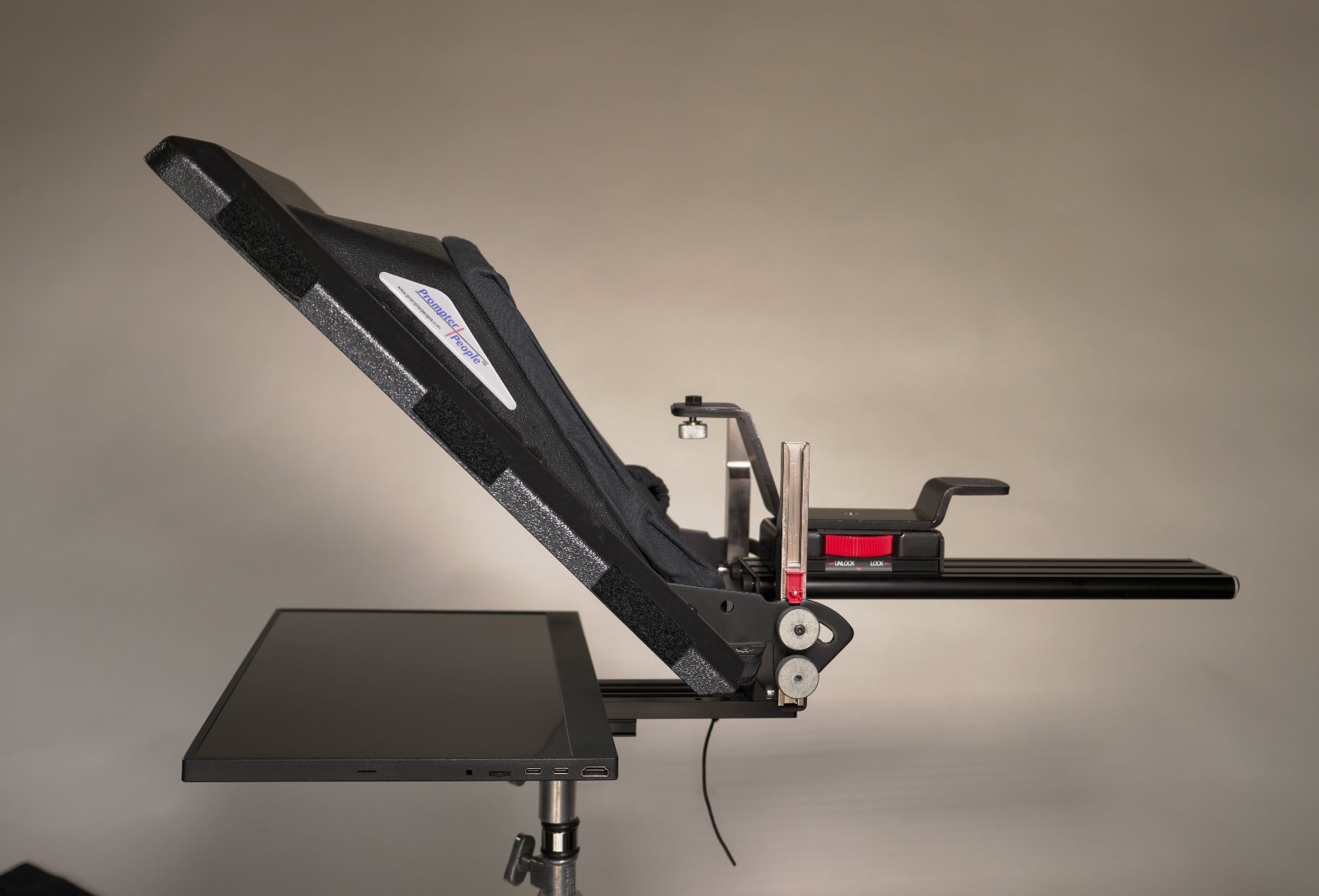 Prompter People Teleprompter Hood & Mirror w 16" Monitor. Tripod & Stand Mounts.