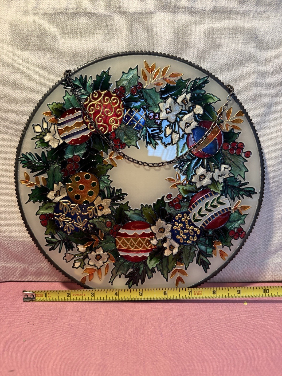 Vintage 2001 Joan Baker Stained Glass Merry Christmas Wreath Sun Catcher  NEW